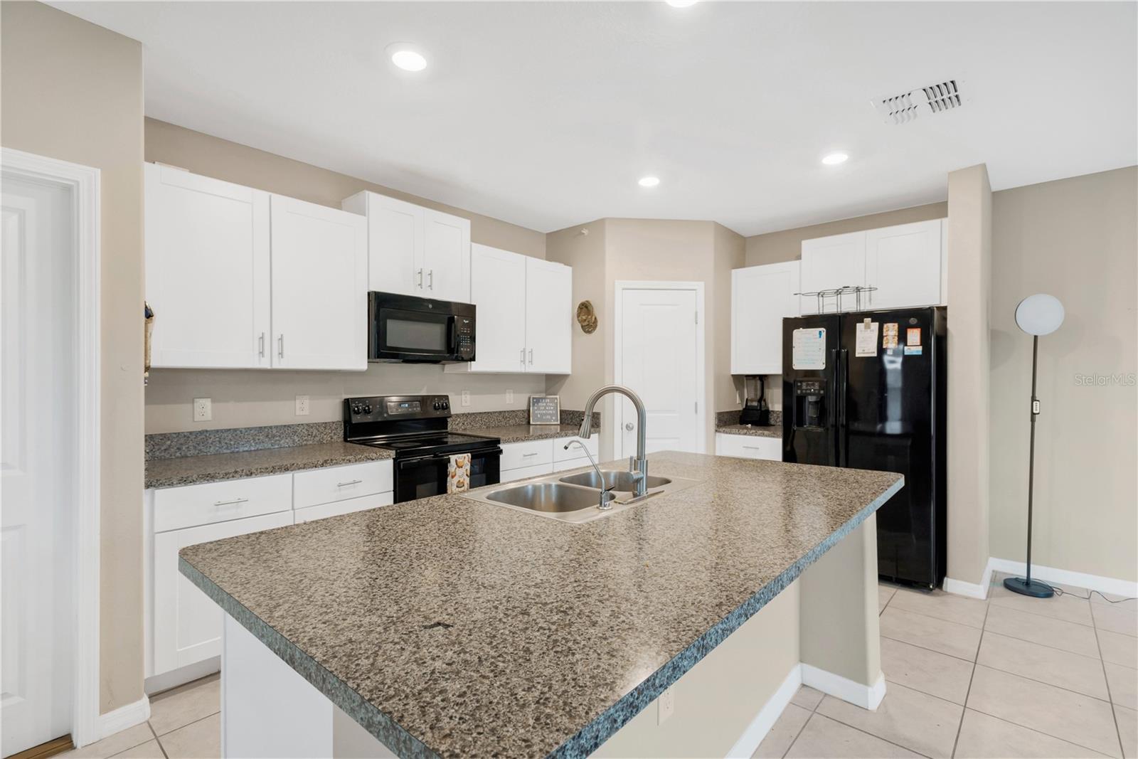 Image 10 of 28 For 15501 Wicked Strong Street