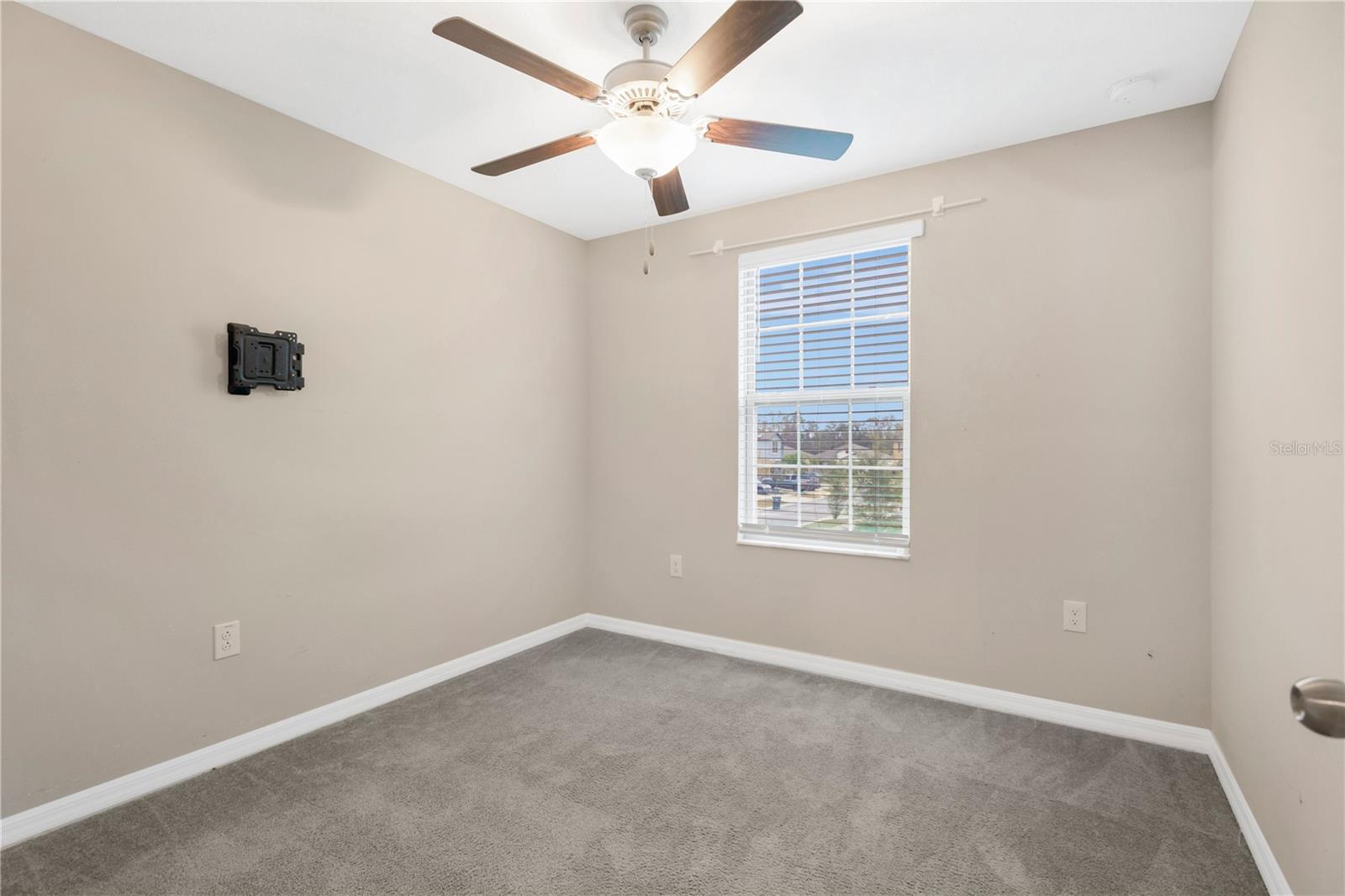 Image 13 of 28 For 15501 Wicked Strong Street