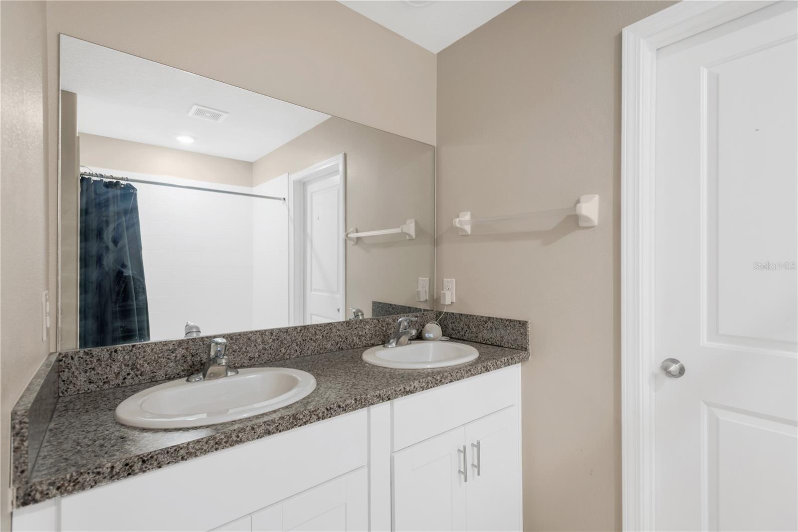 Image 21 of 28 For 15501 Wicked Strong Street