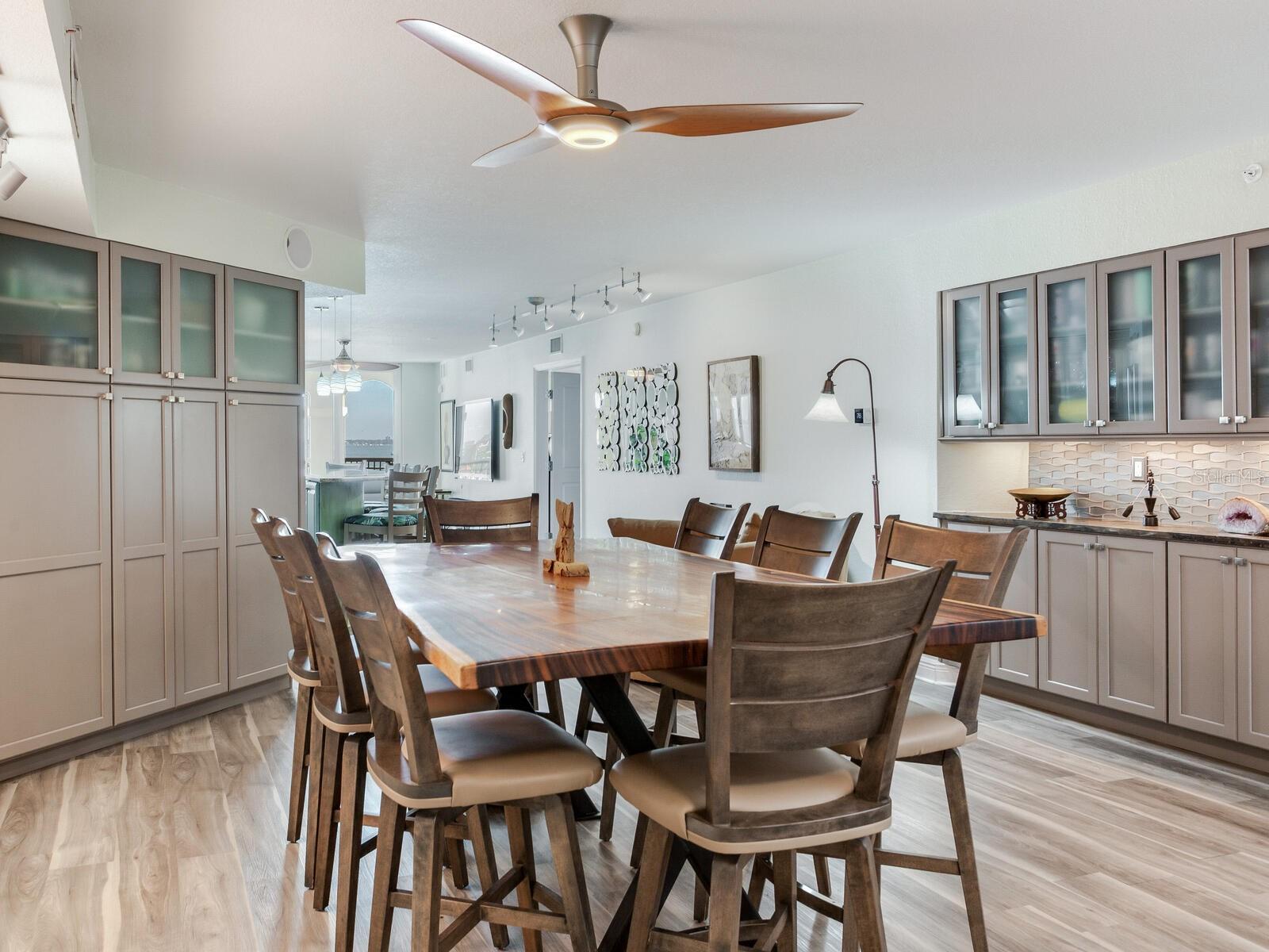 Image 24 of 92 For 5353 Gulf Boulevard B202