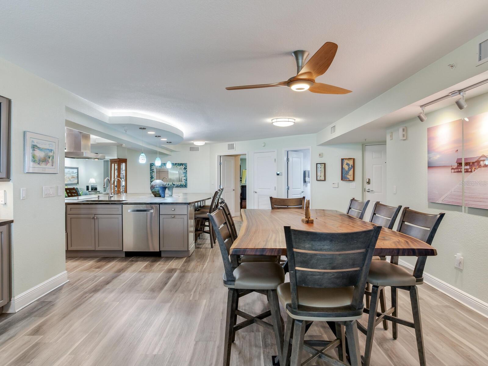 Image 26 of 92 For 5353 Gulf Boulevard B202