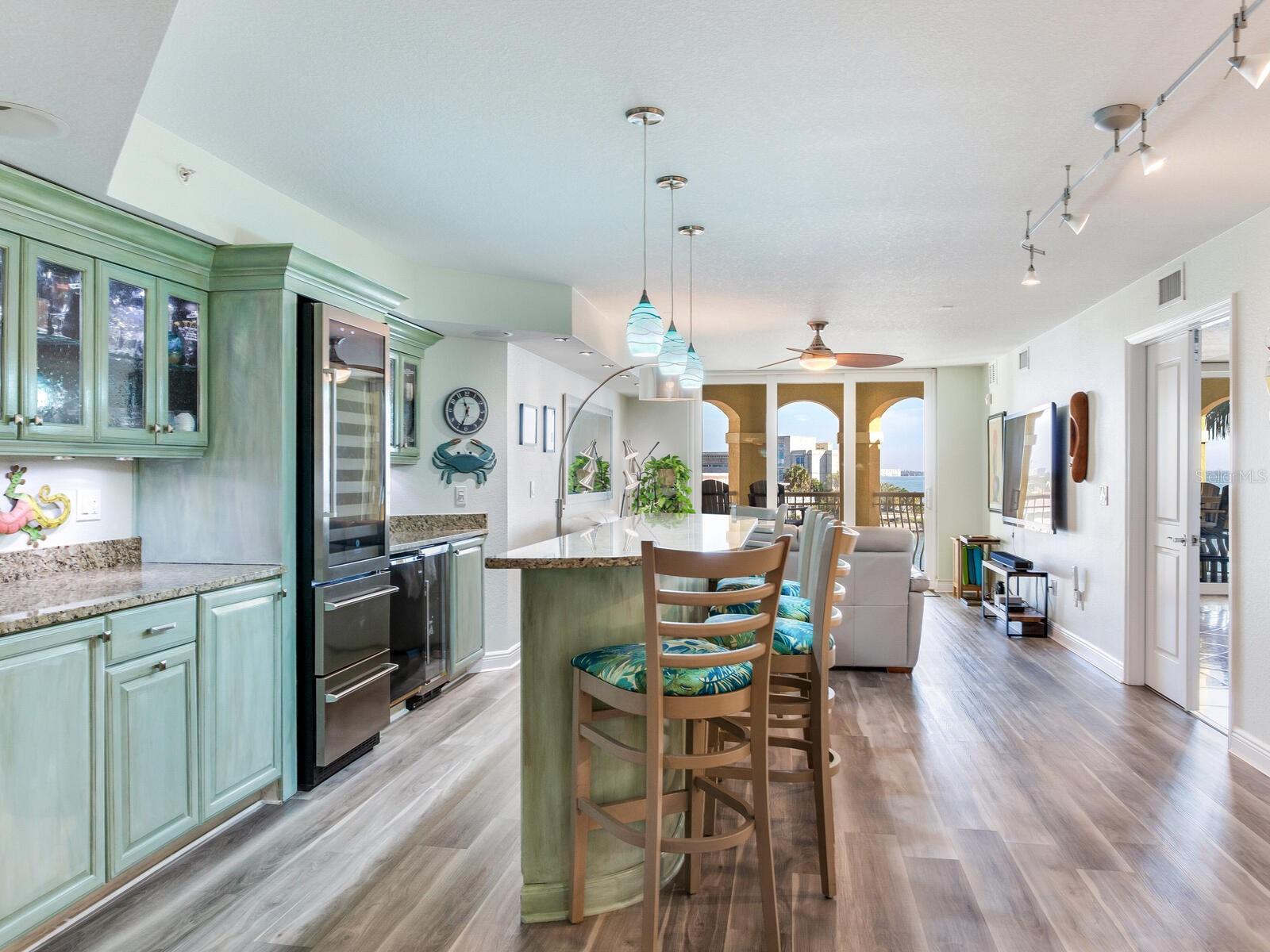 Image 27 of 92 For 5353 Gulf Boulevard B202