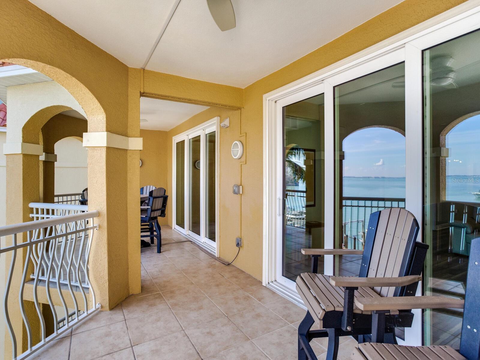 Image 37 of 92 For 5353 Gulf Boulevard B202