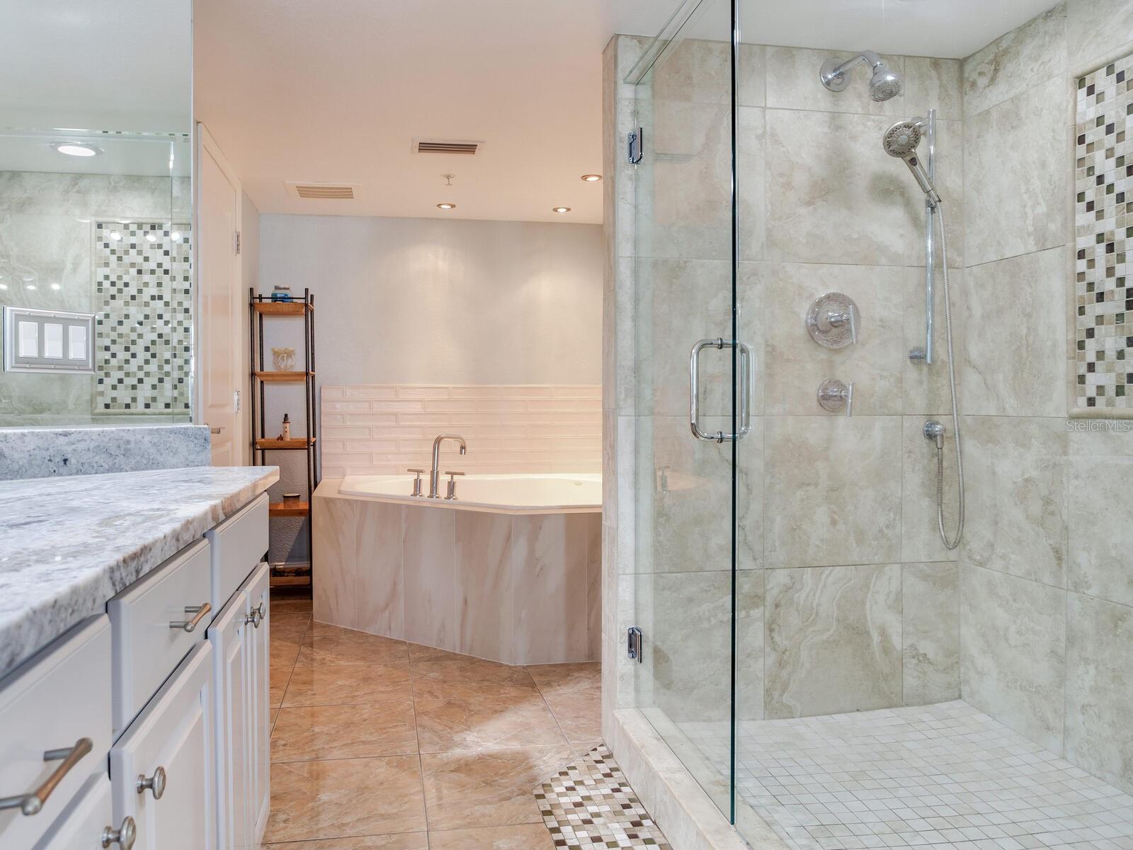 Image 44 of 92 For 5353 Gulf Boulevard B202