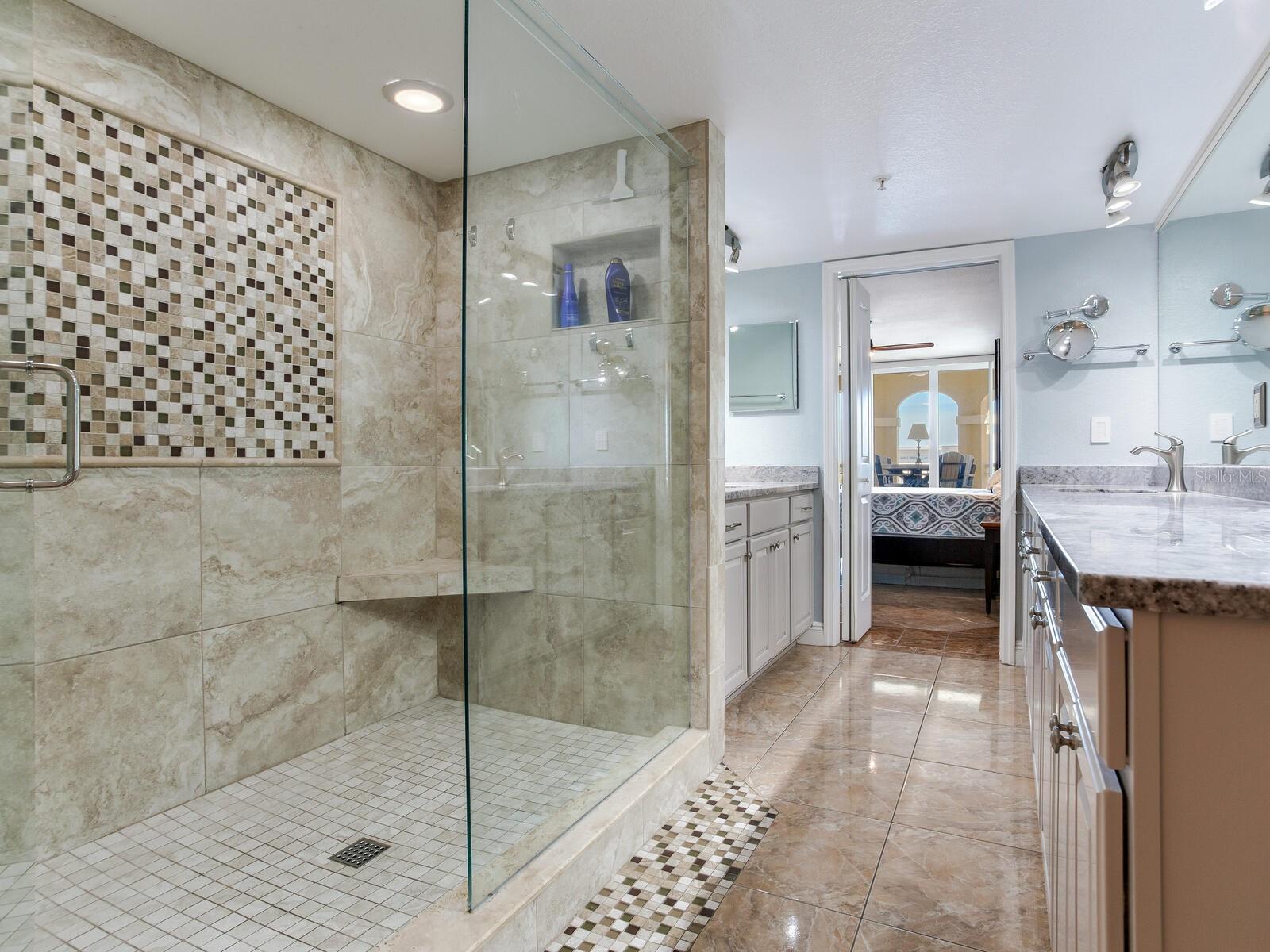 Image 47 of 92 For 5353 Gulf Boulevard B202