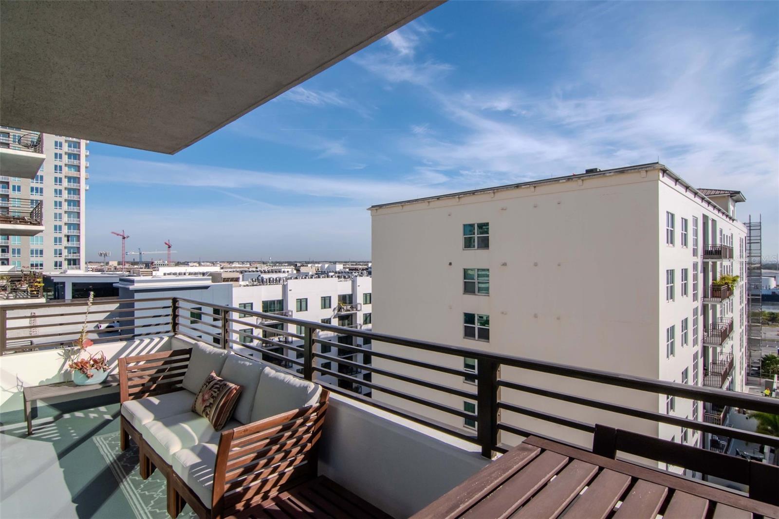 Listing photo id 36 for 1208 Kennedy  #914