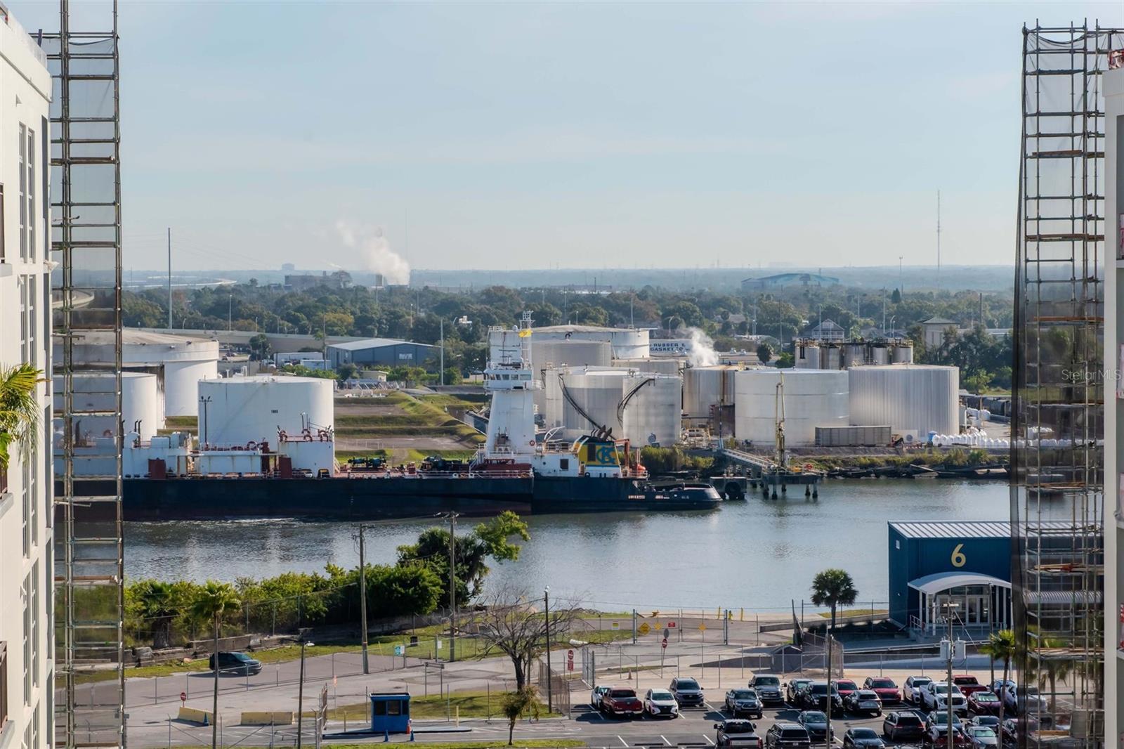 Listing photo id 41 for 1208 Kennedy  #914