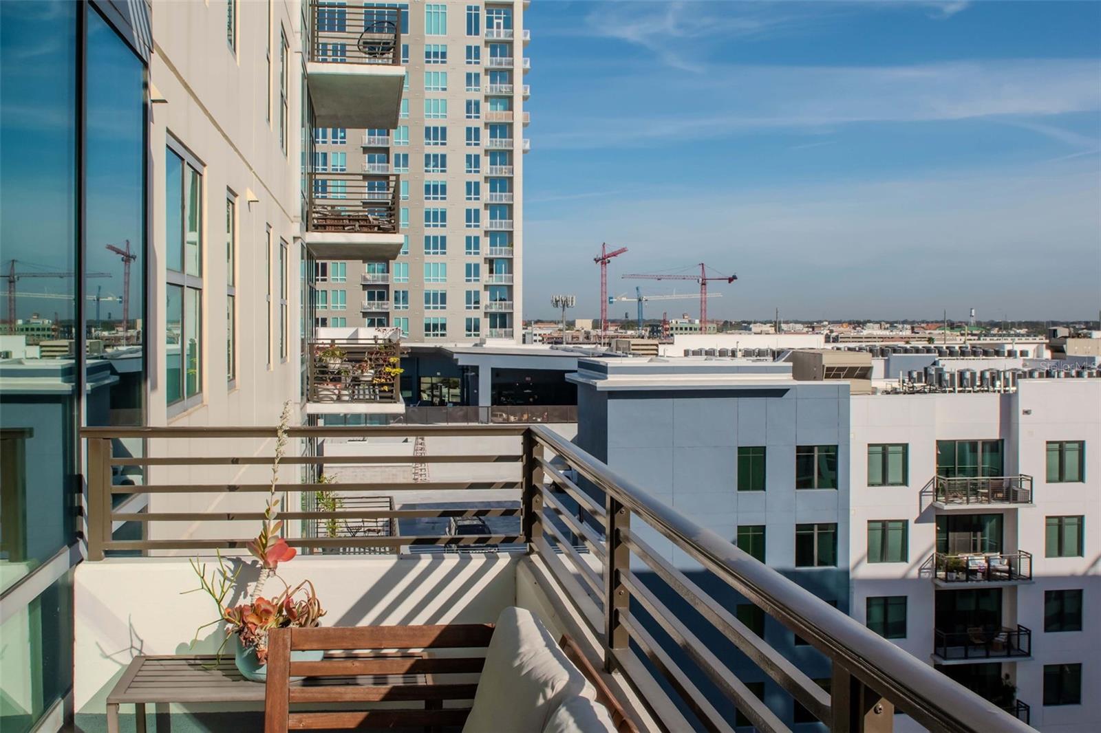 Listing photo id 43 for 1208 Kennedy  #914