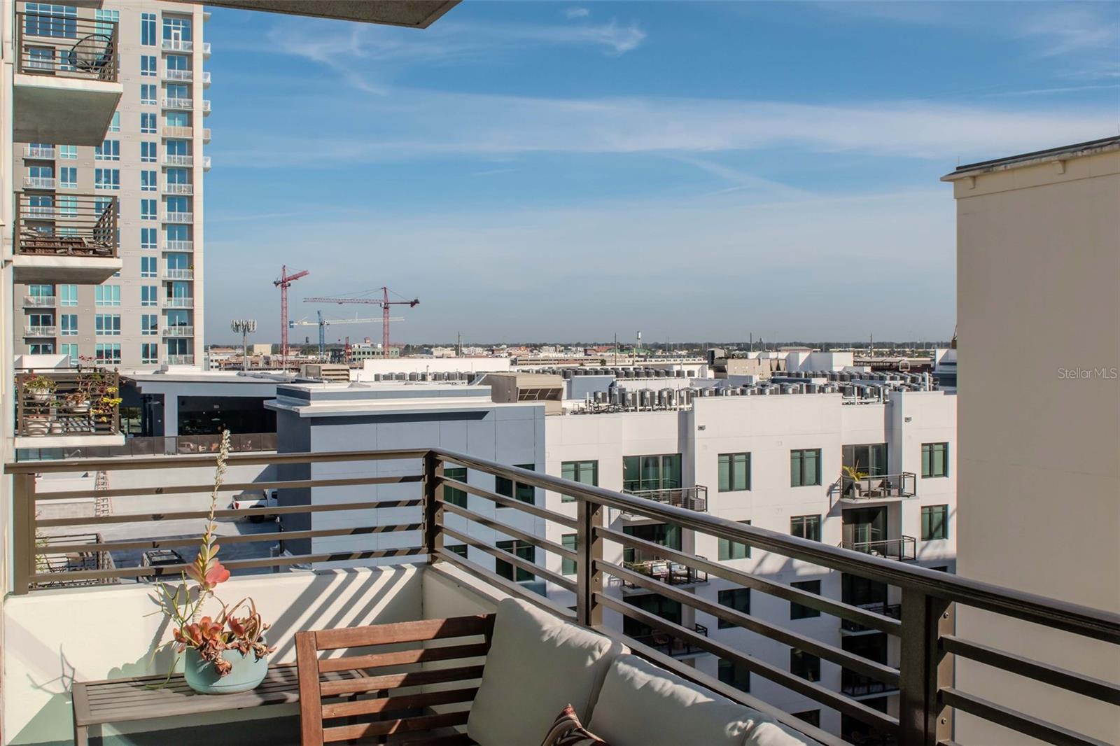 Listing photo id 44 for 1208 Kennedy  #914