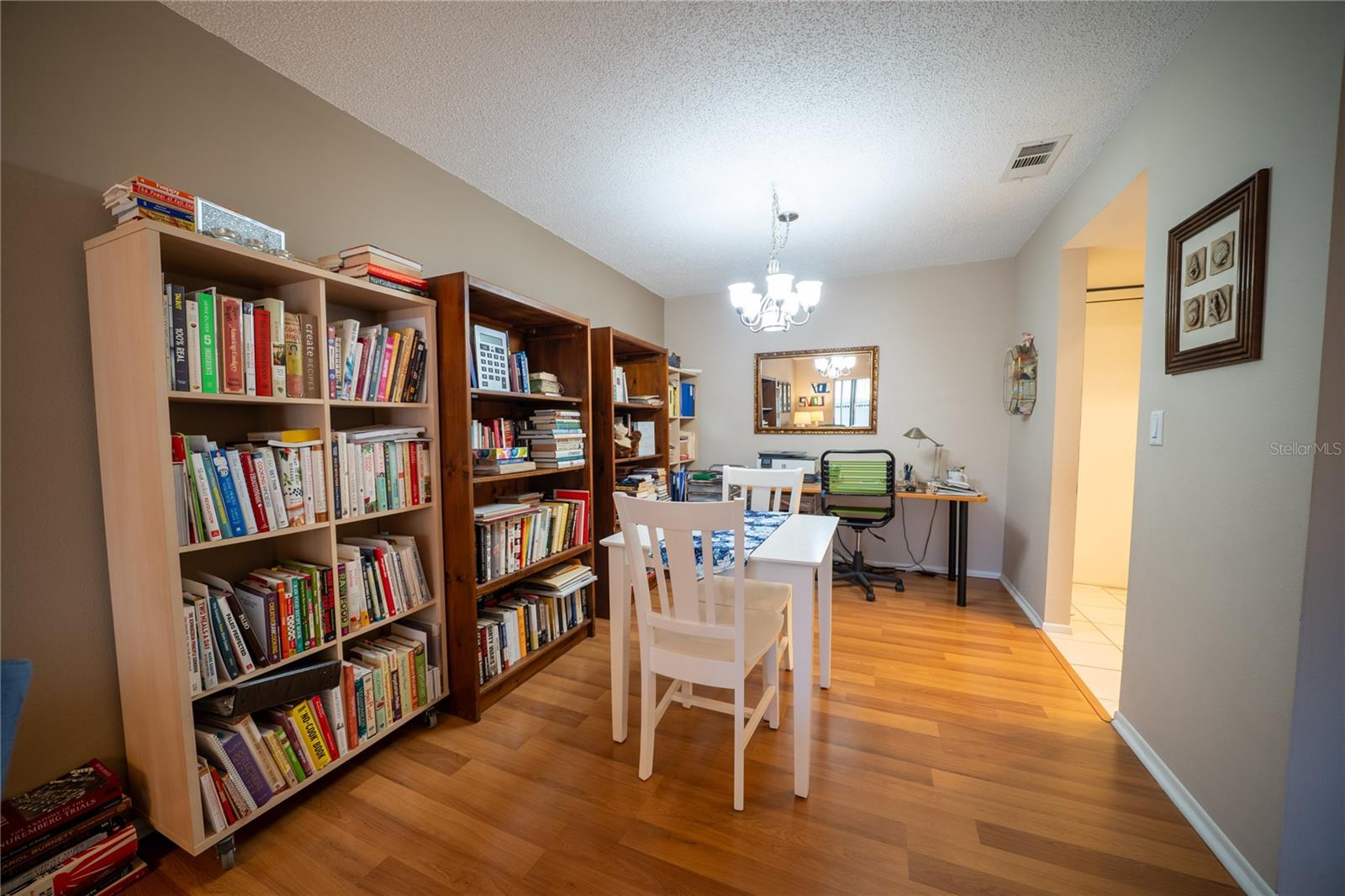 Image 13 of 29 For 1424 Stonehaven Lane