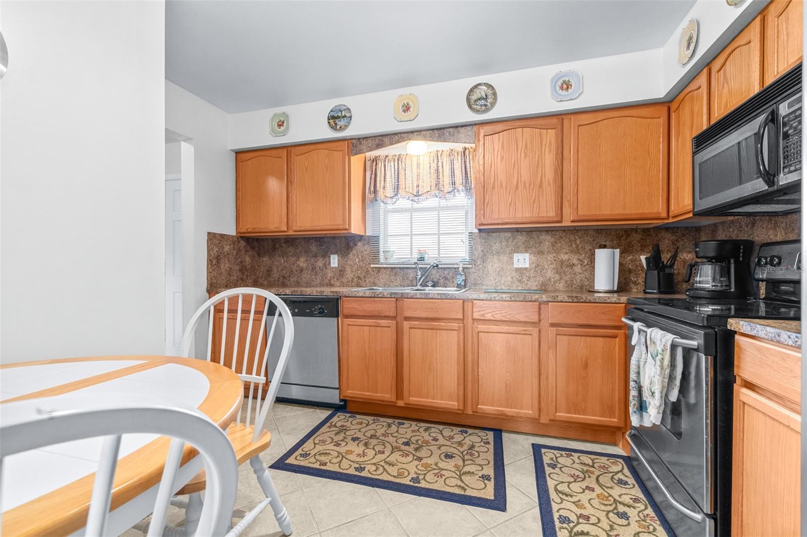 Image 14 of 66 For 1706 Belleair Forest Drive 336