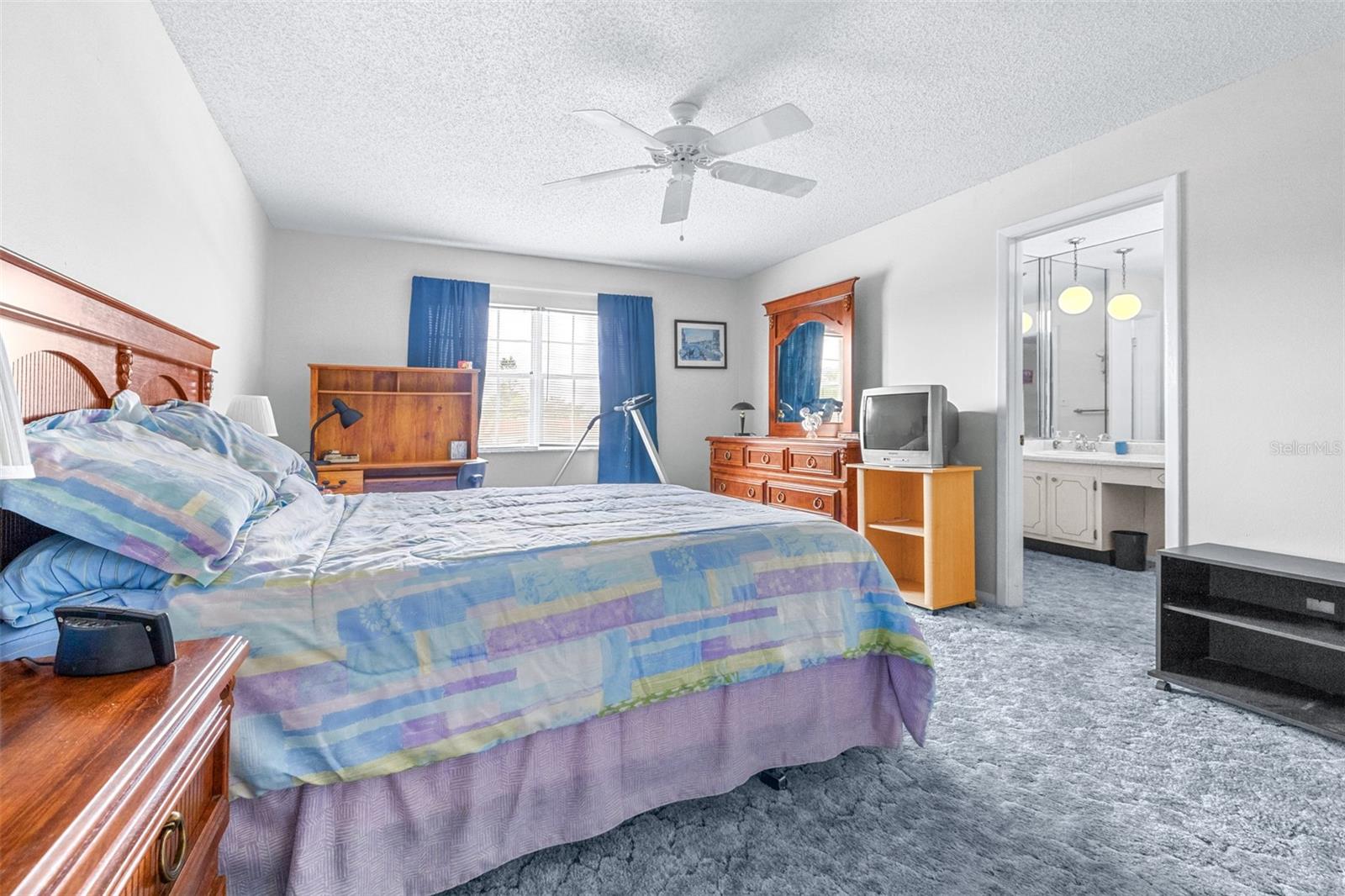 Image 22 of 66 For 1706 Belleair Forest Drive 336