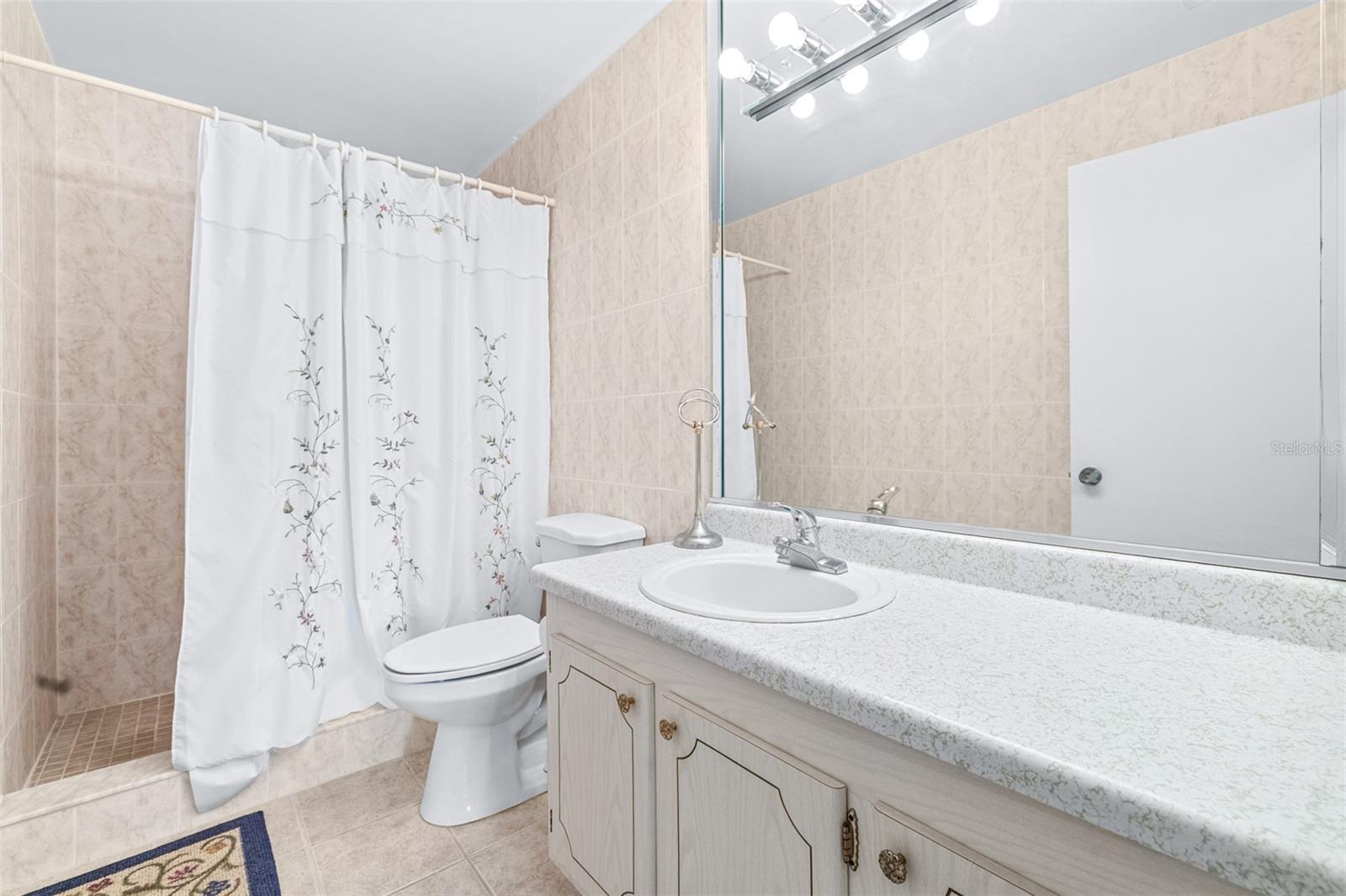 Image 34 of 66 For 1706 Belleair Forest Drive 336