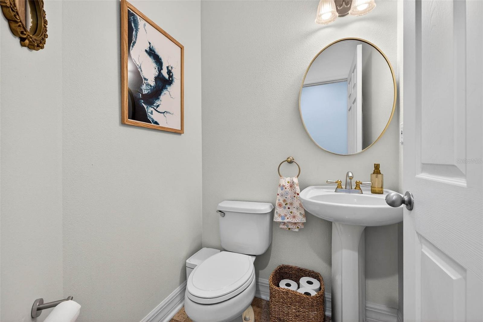 Image 12 of 28 For 2918 Gandy Boulevard A