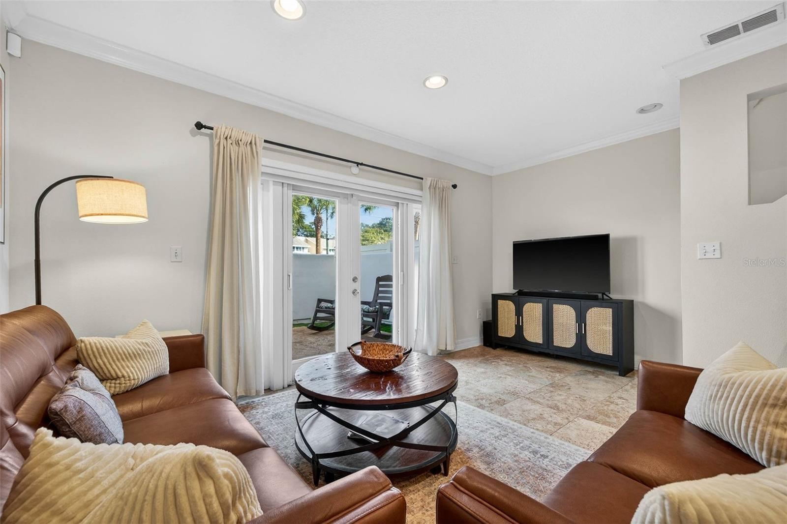 Image 6 of 28 For 2918 Gandy Boulevard A