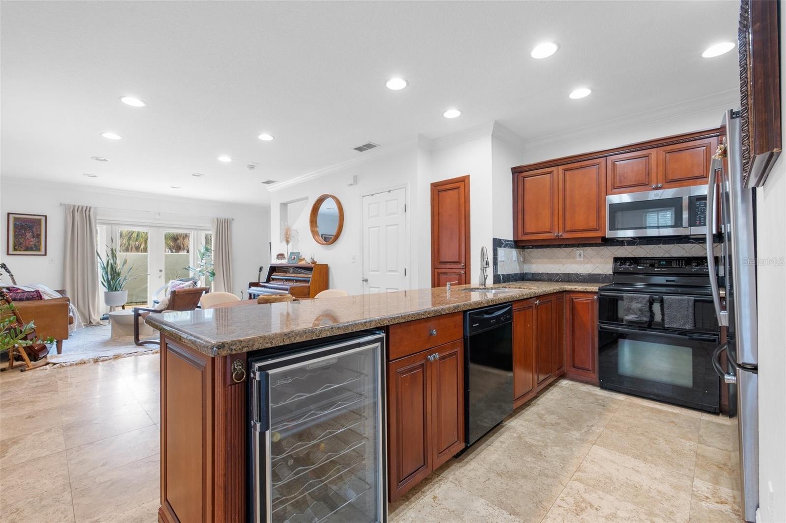 Image 8 of 28 For 2918 Gandy Boulevard A