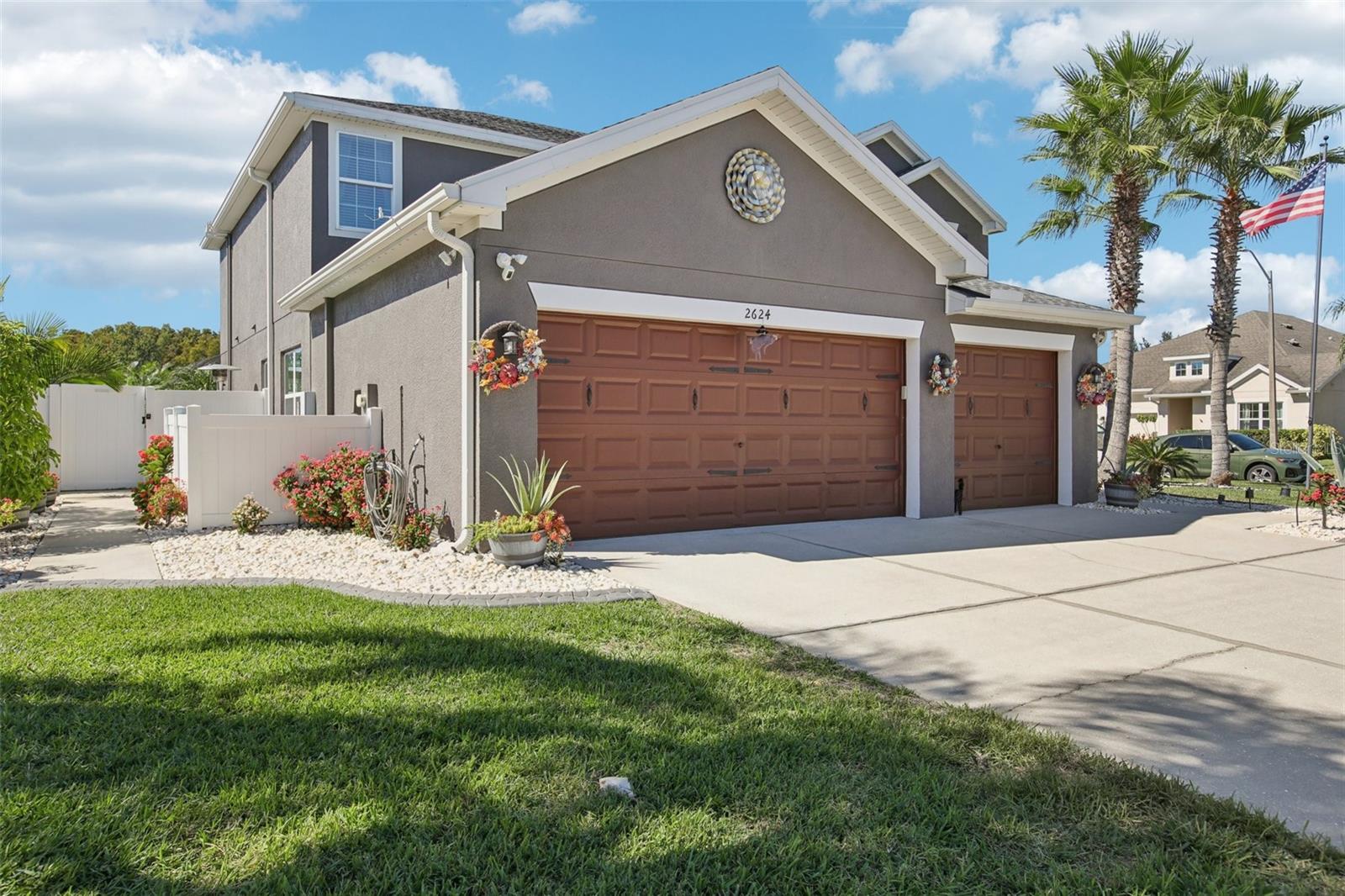 Image 2 of 71 For 2624 Kenchester Loop