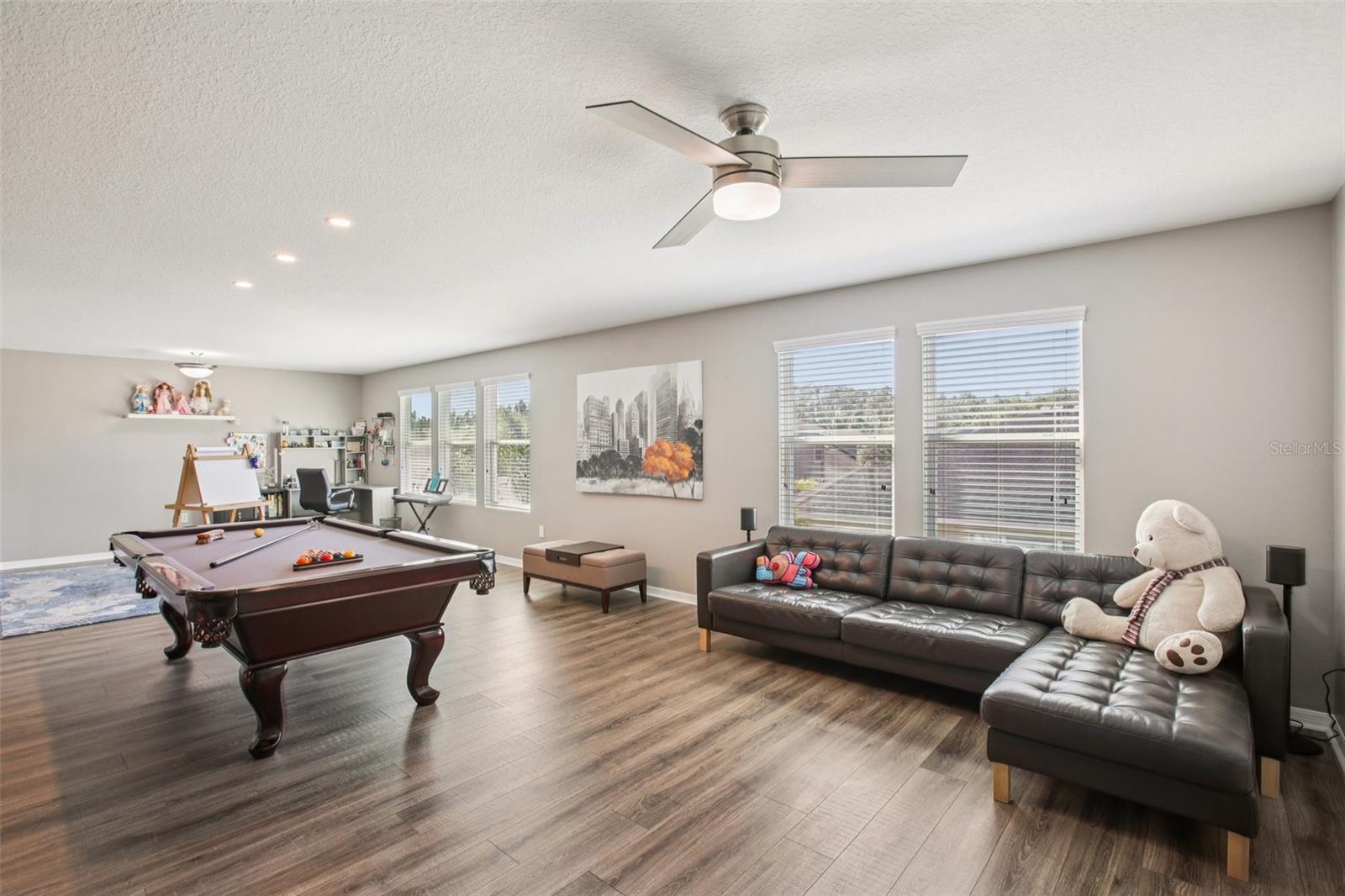 Image 38 of 71 For 2624 Kenchester Loop