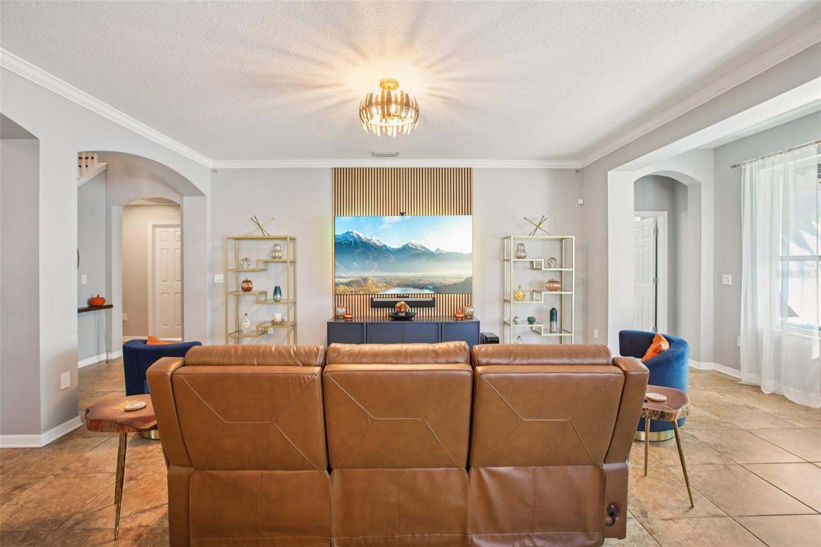 Image 9 of 71 For 2624 Kenchester Loop