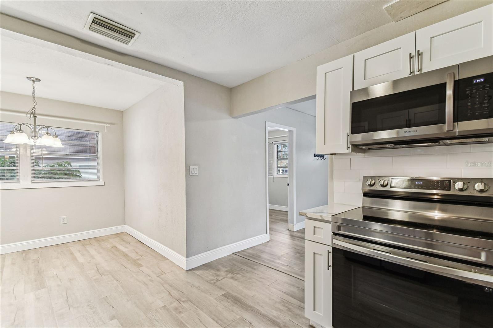 Image 13 of 50 For 1510 Powhatan Avenue