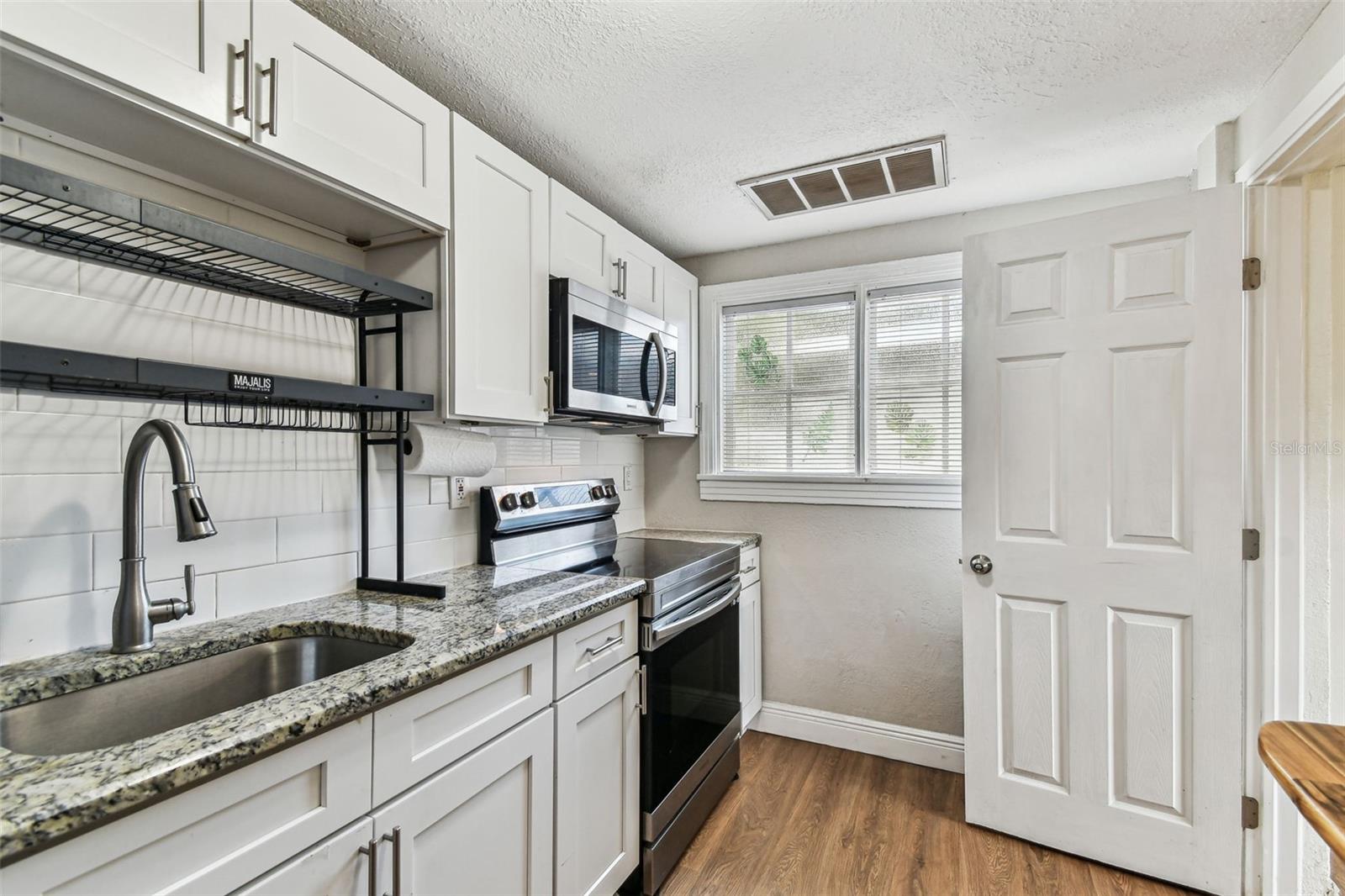 Image 36 of 50 For 1510 Powhatan Avenue