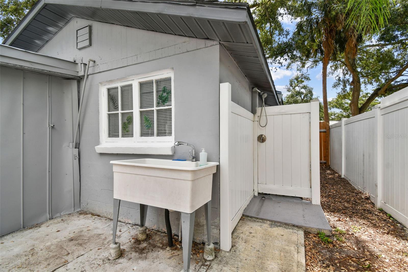 Image 41 of 50 For 1510 Powhatan Avenue