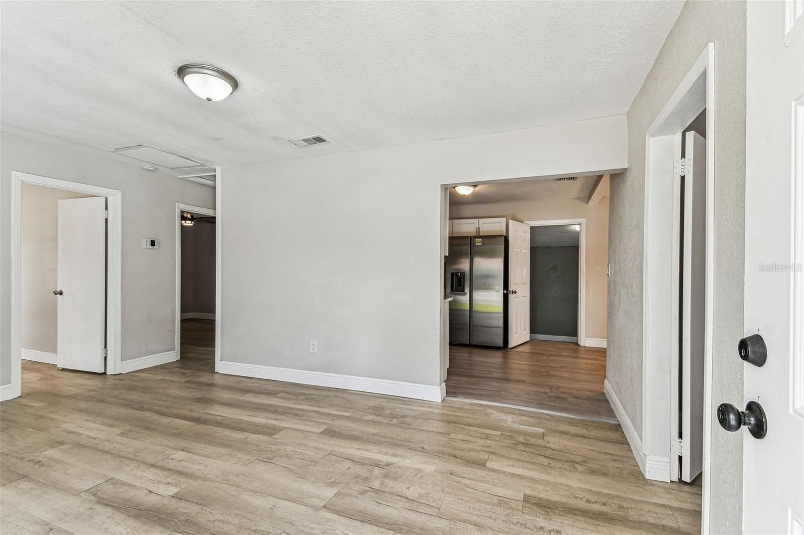 Image 6 of 50 For 1510 Powhatan Avenue