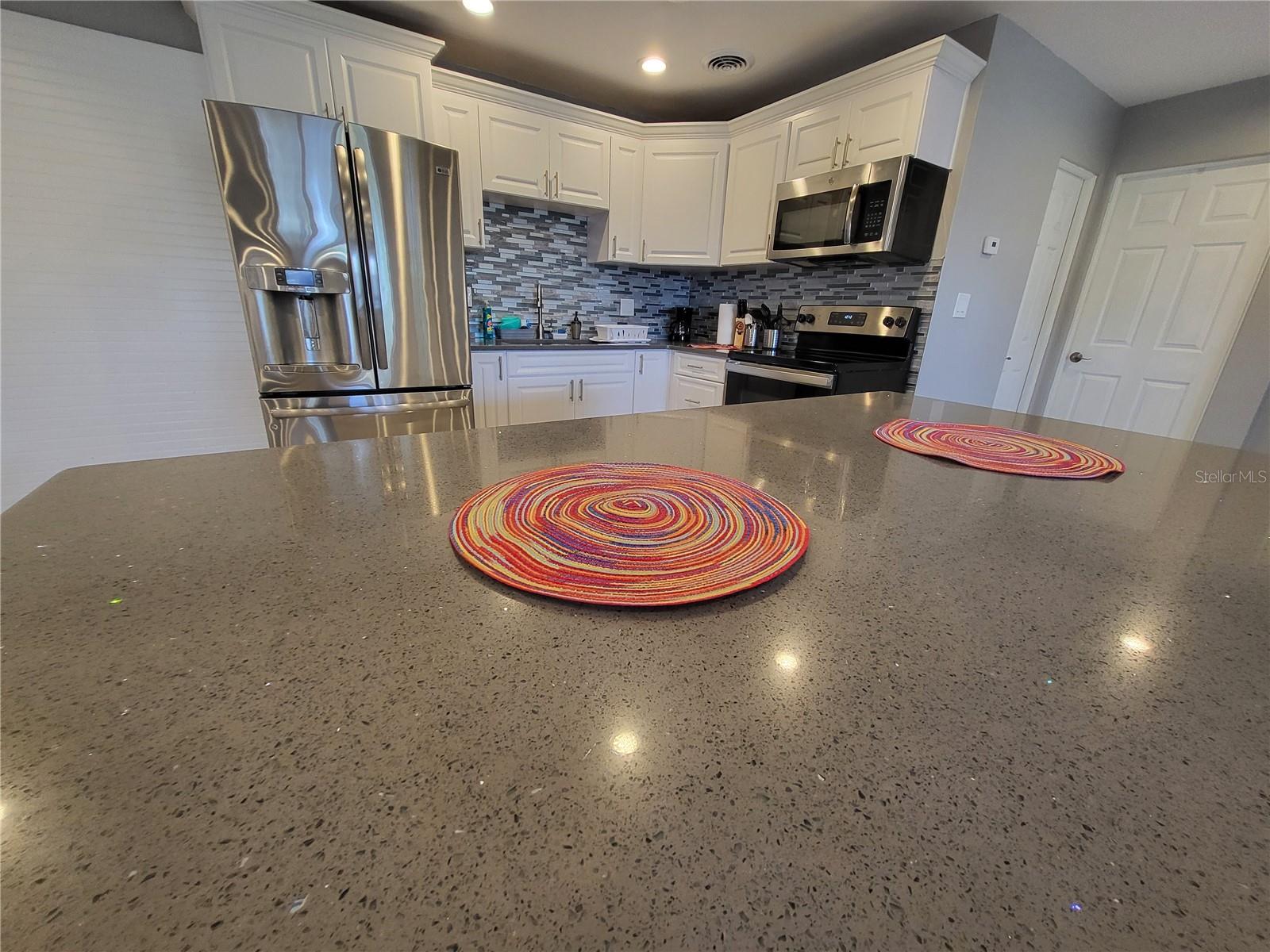 Image 11 of 27 For 5624 Lime Way A