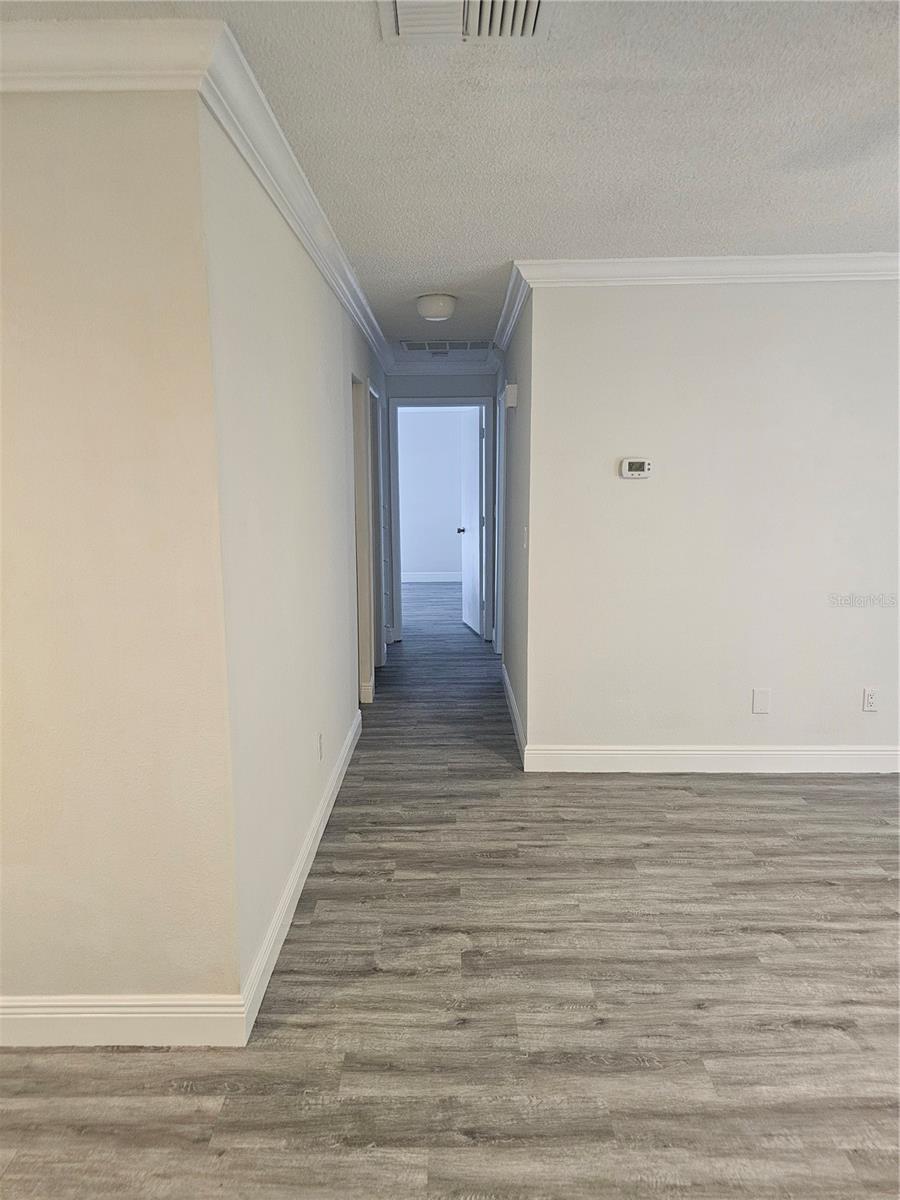 Image 6 of 18 For 1107 Queen Anne Drive C