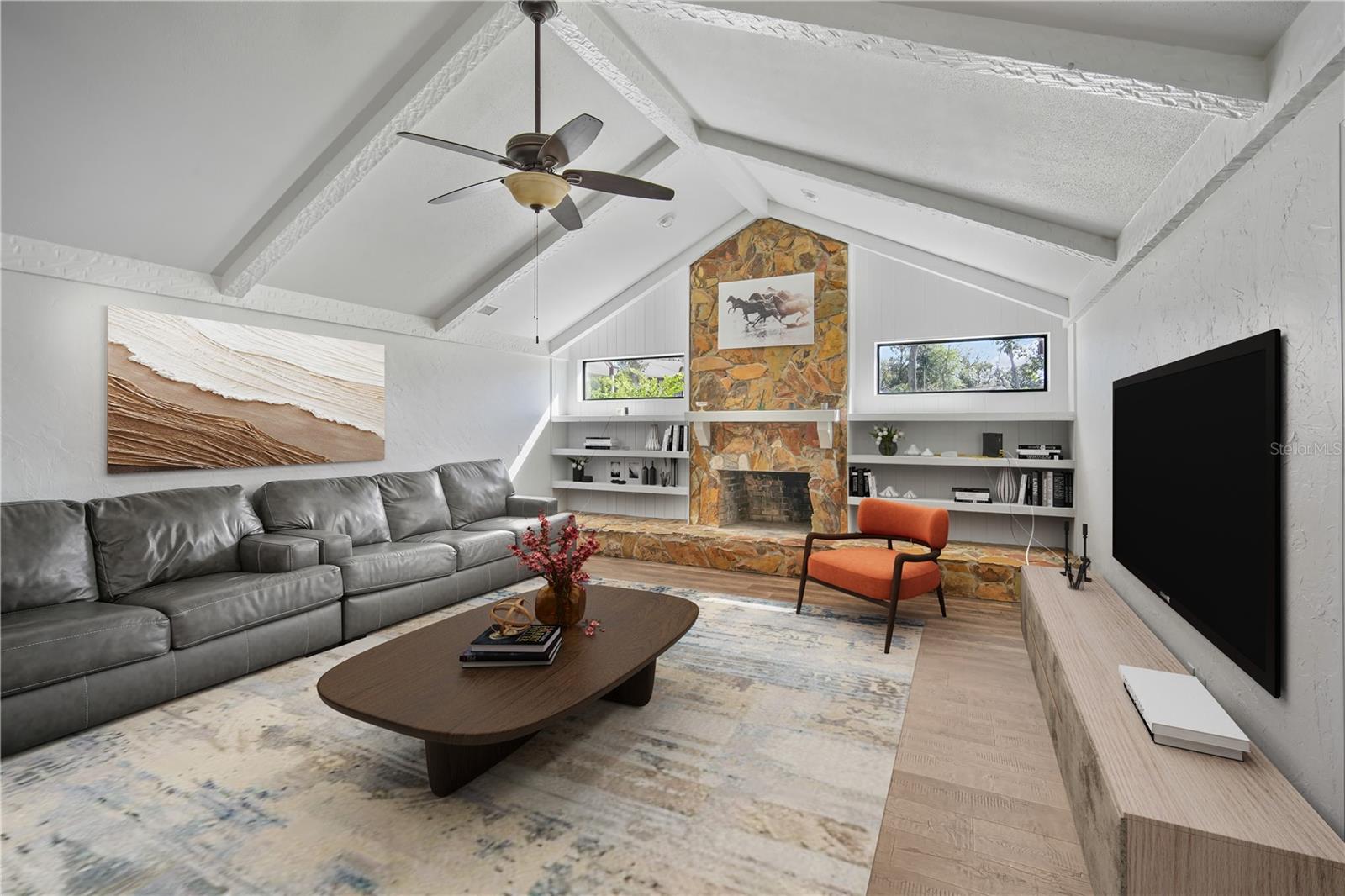 Listing photo id 13 for 109 Holly Tree Lane