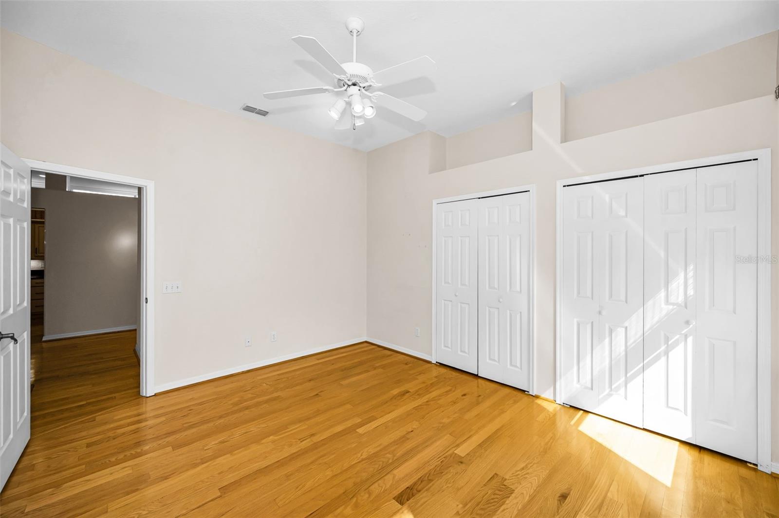 Image 19 of 40 For 4738 Pebble Brook Drive