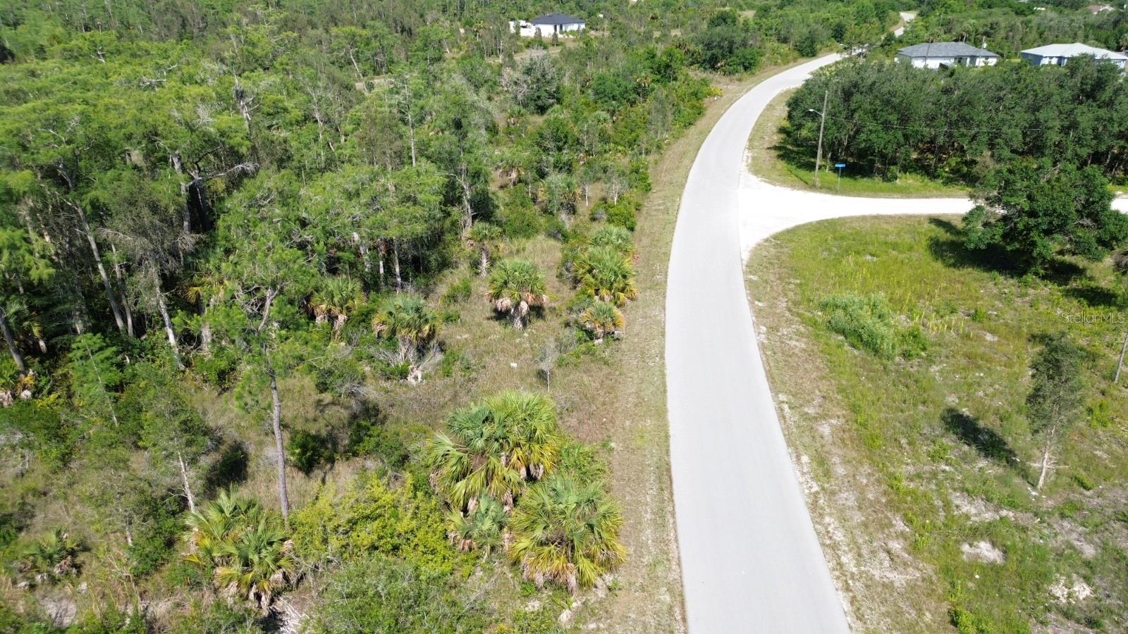 Image 3 of 4 For 482 Westchester Drive