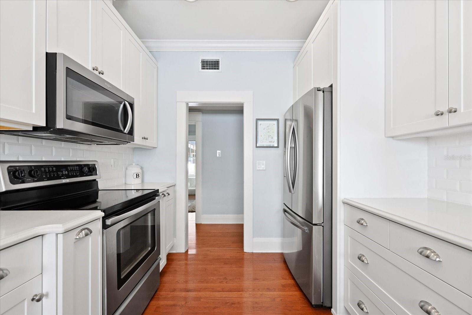 Image 13 of 50 For 3311 San Pedro Street