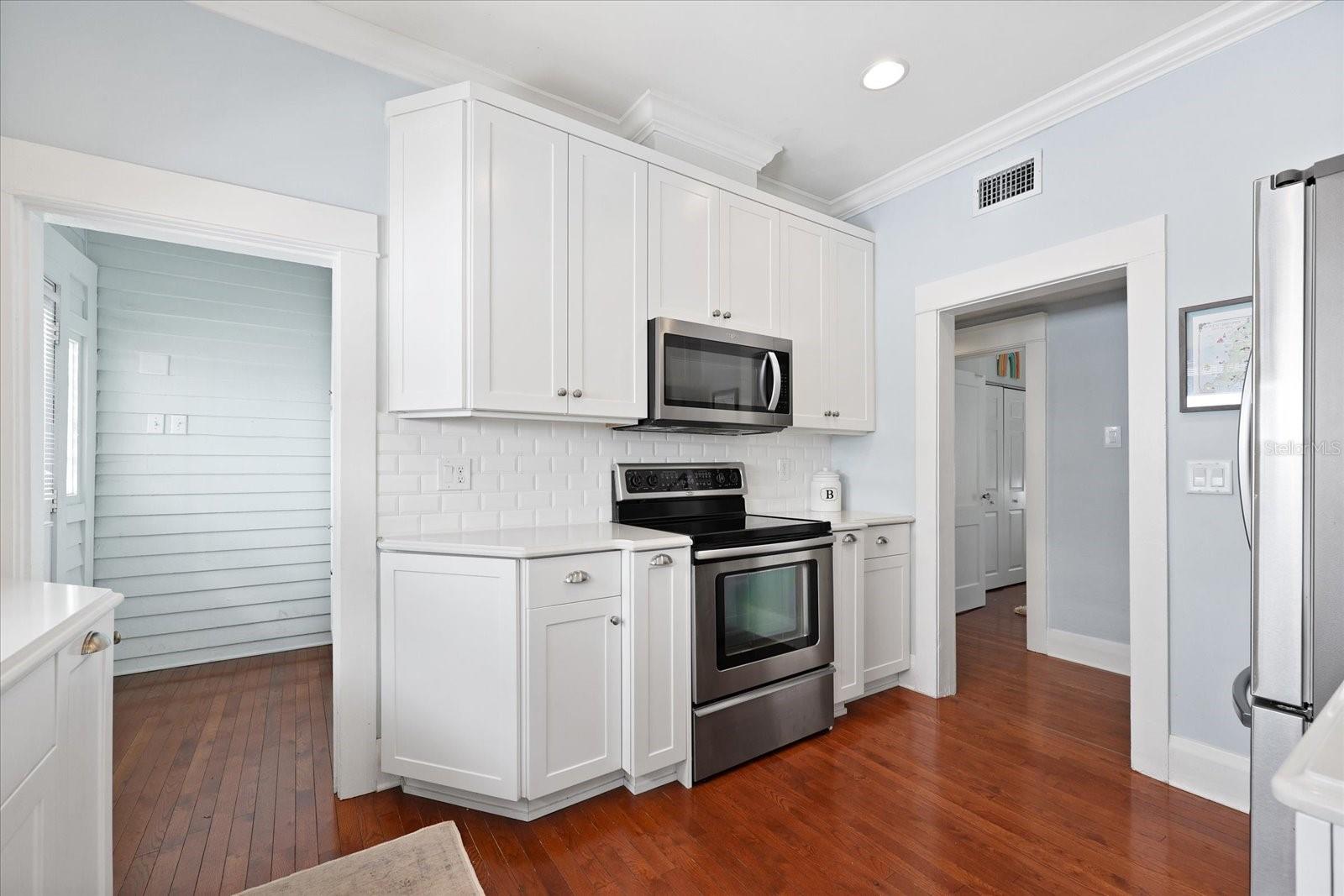 Image 14 of 50 For 3311 San Pedro Street