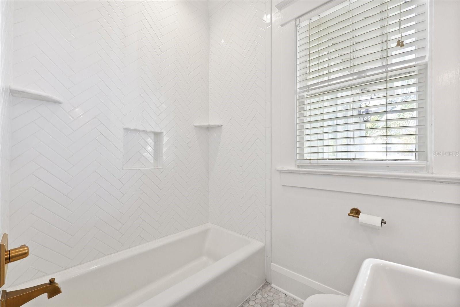 Image 22 of 50 For 3311 San Pedro Street