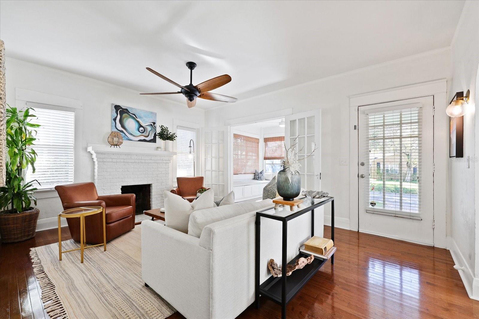 Image 4 of 50 For 3311 San Pedro Street