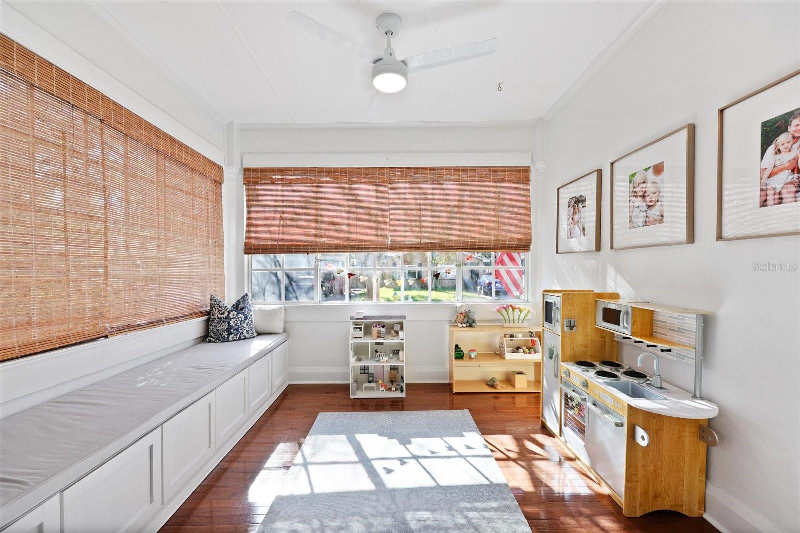 Image 6 of 50 For 3311 San Pedro Street