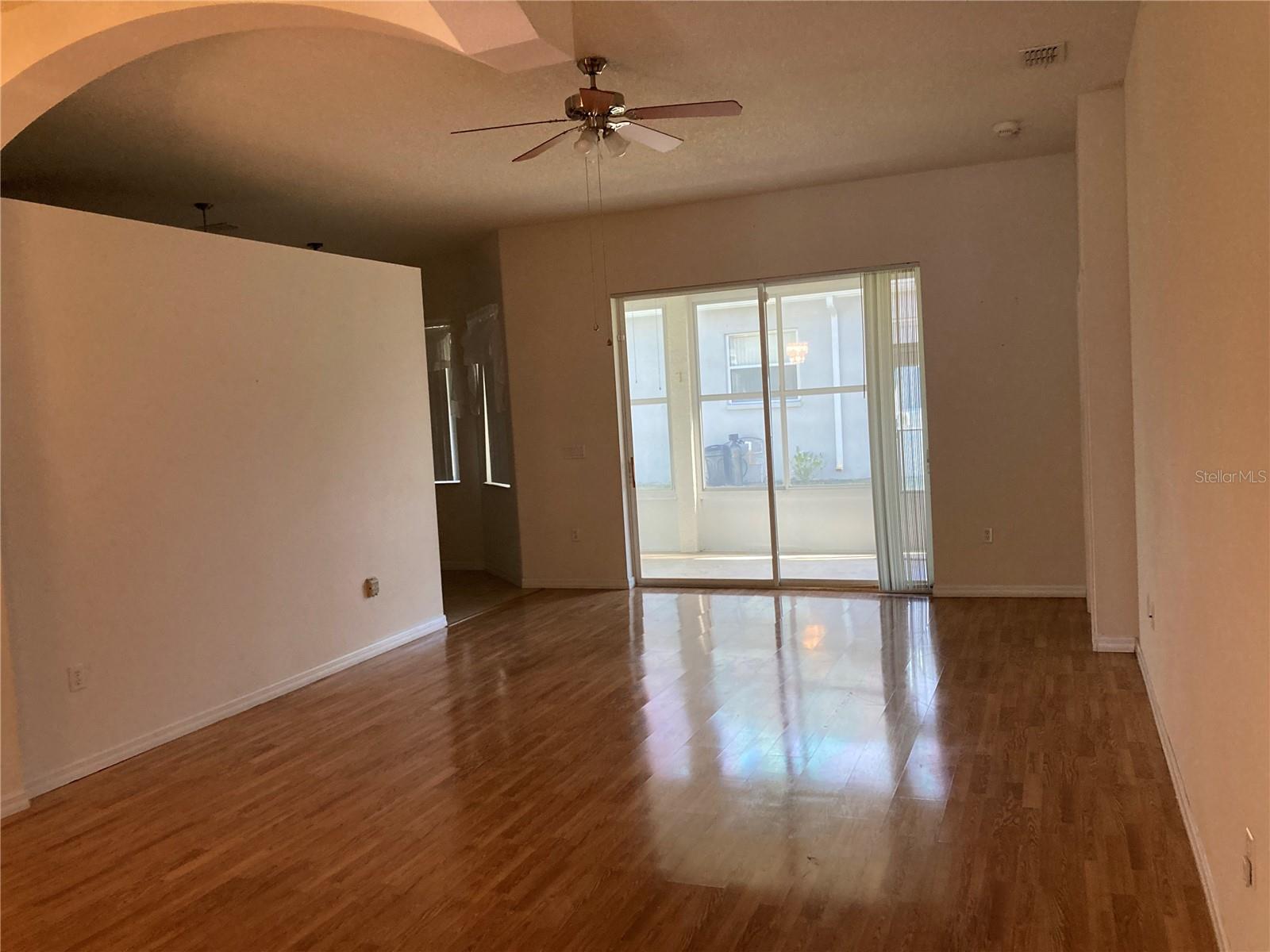 Image 10 of 28 For 11204 Clear Oak Circle