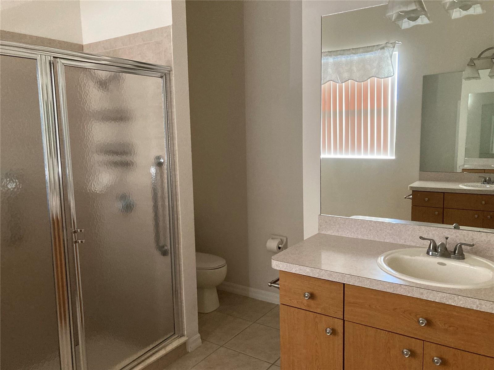 Image 13 of 28 For 11204 Clear Oak Circle