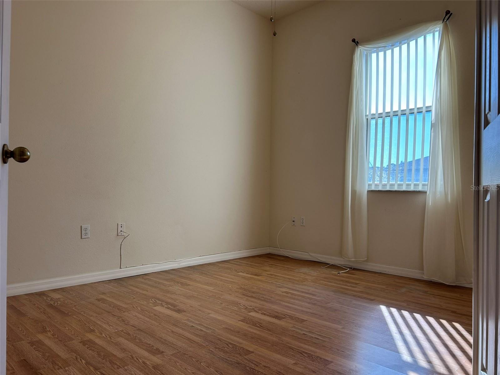 Image 20 of 28 For 11204 Clear Oak Circle