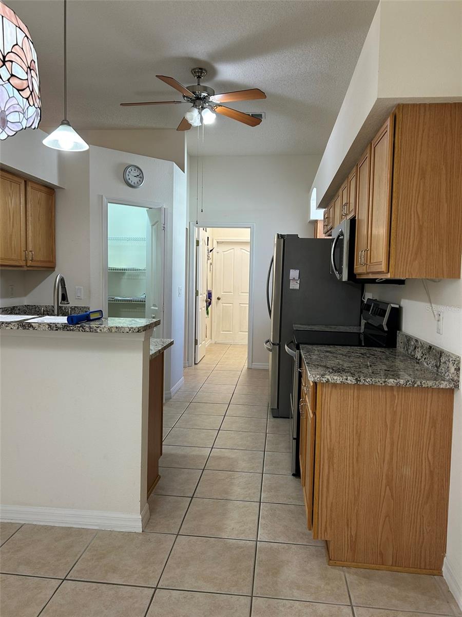 Image 5 of 28 For 11204 Clear Oak Circle