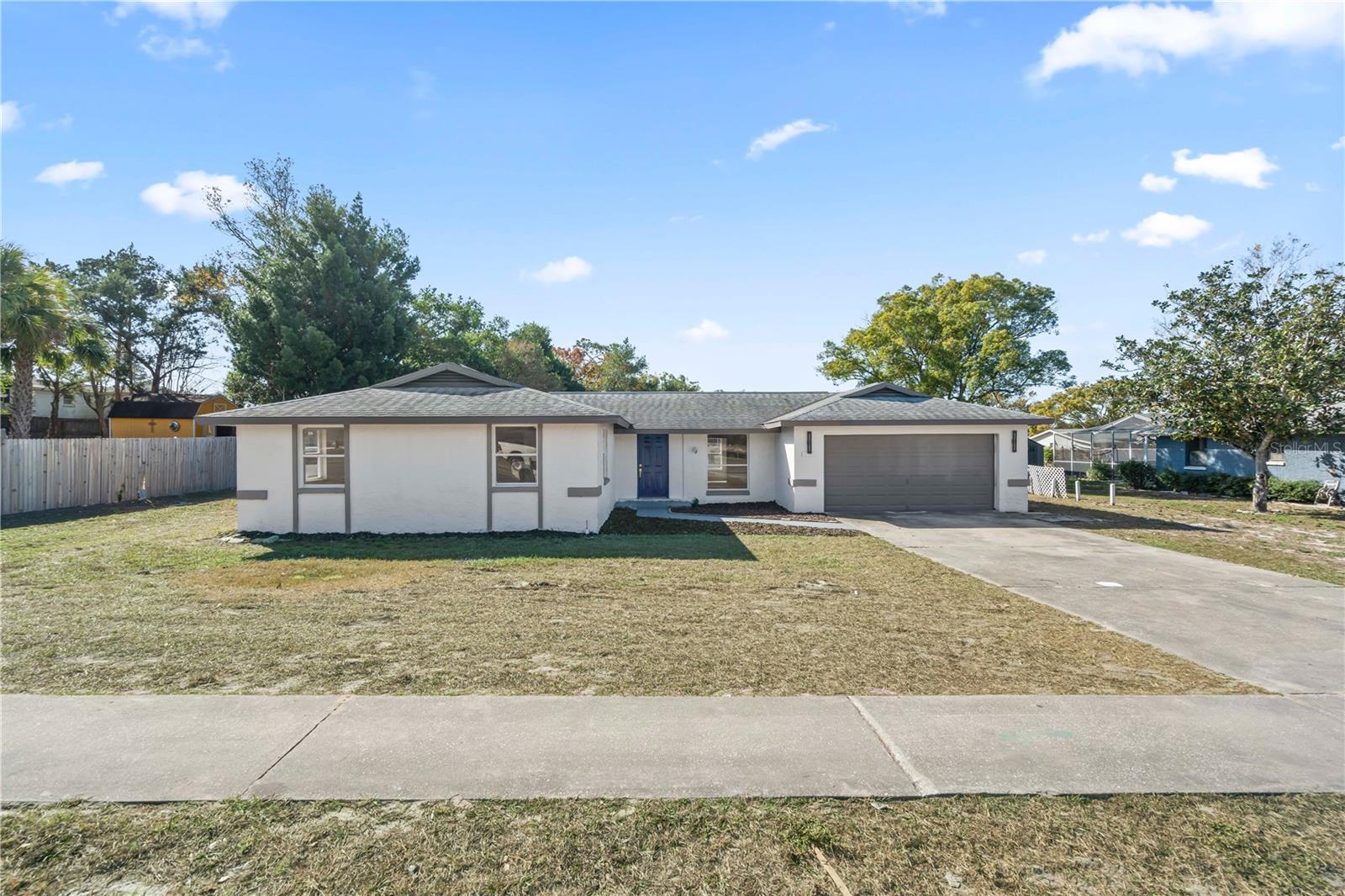 Image 2 of 31 For 10072 Northcliffe Boulevard