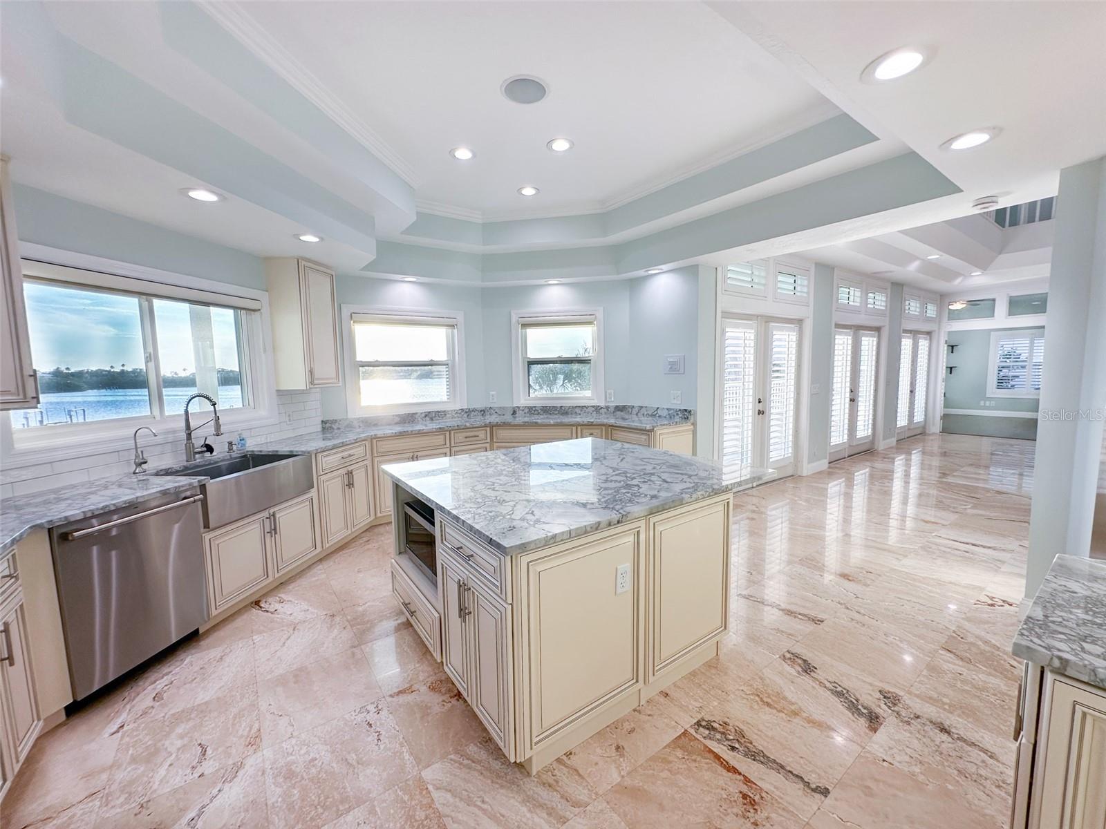 Image 11 of 68 For 504 Hillsborough Street