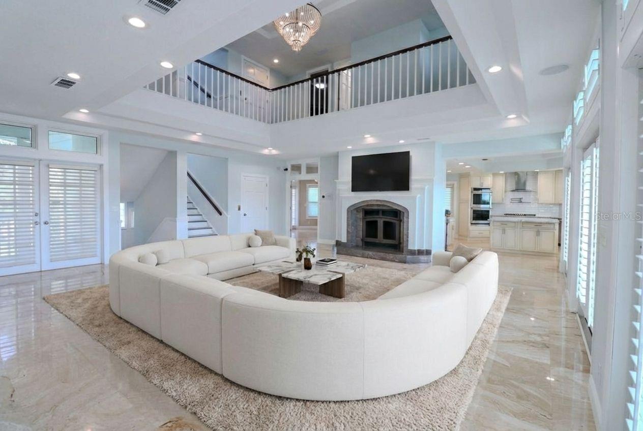 Image 13 of 68 For 504 Hillsborough Street