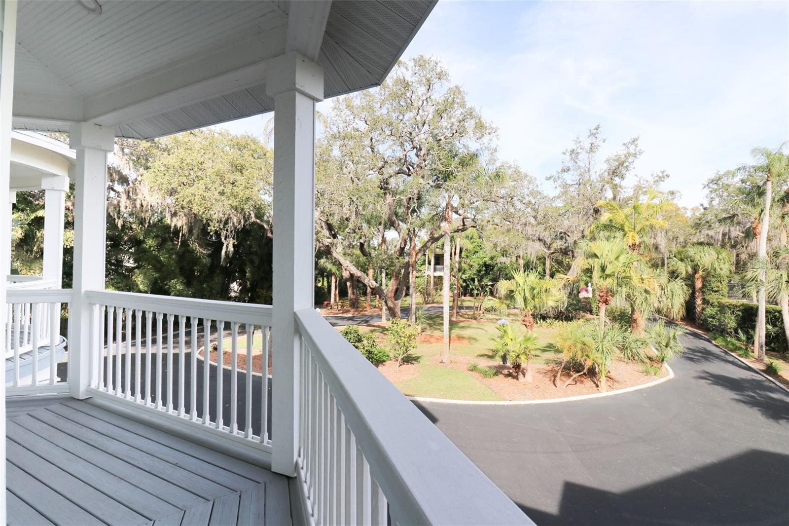 Image 17 of 68 For 504 Hillsborough Street