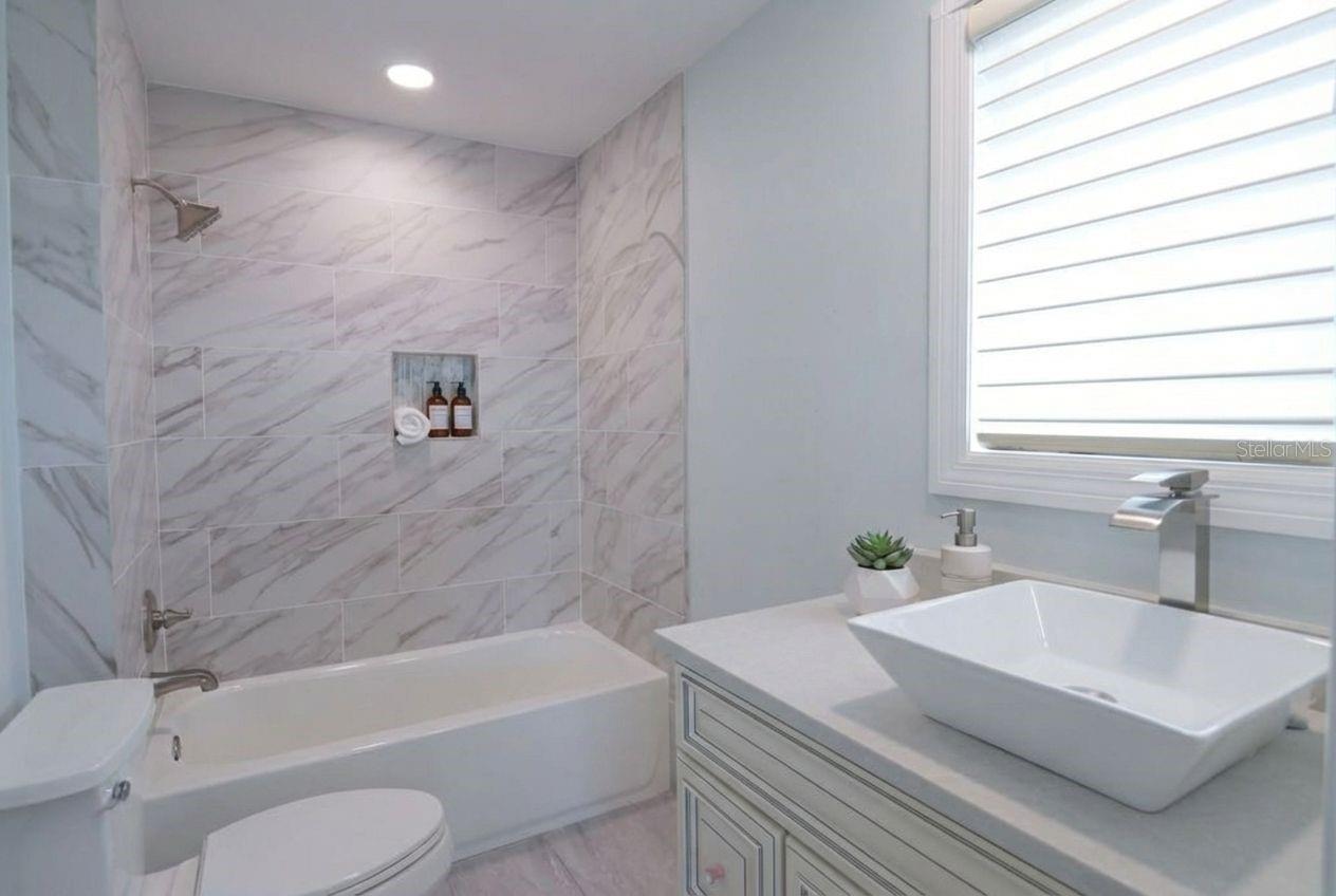 Image 36 of 68 For 504 Hillsborough Street