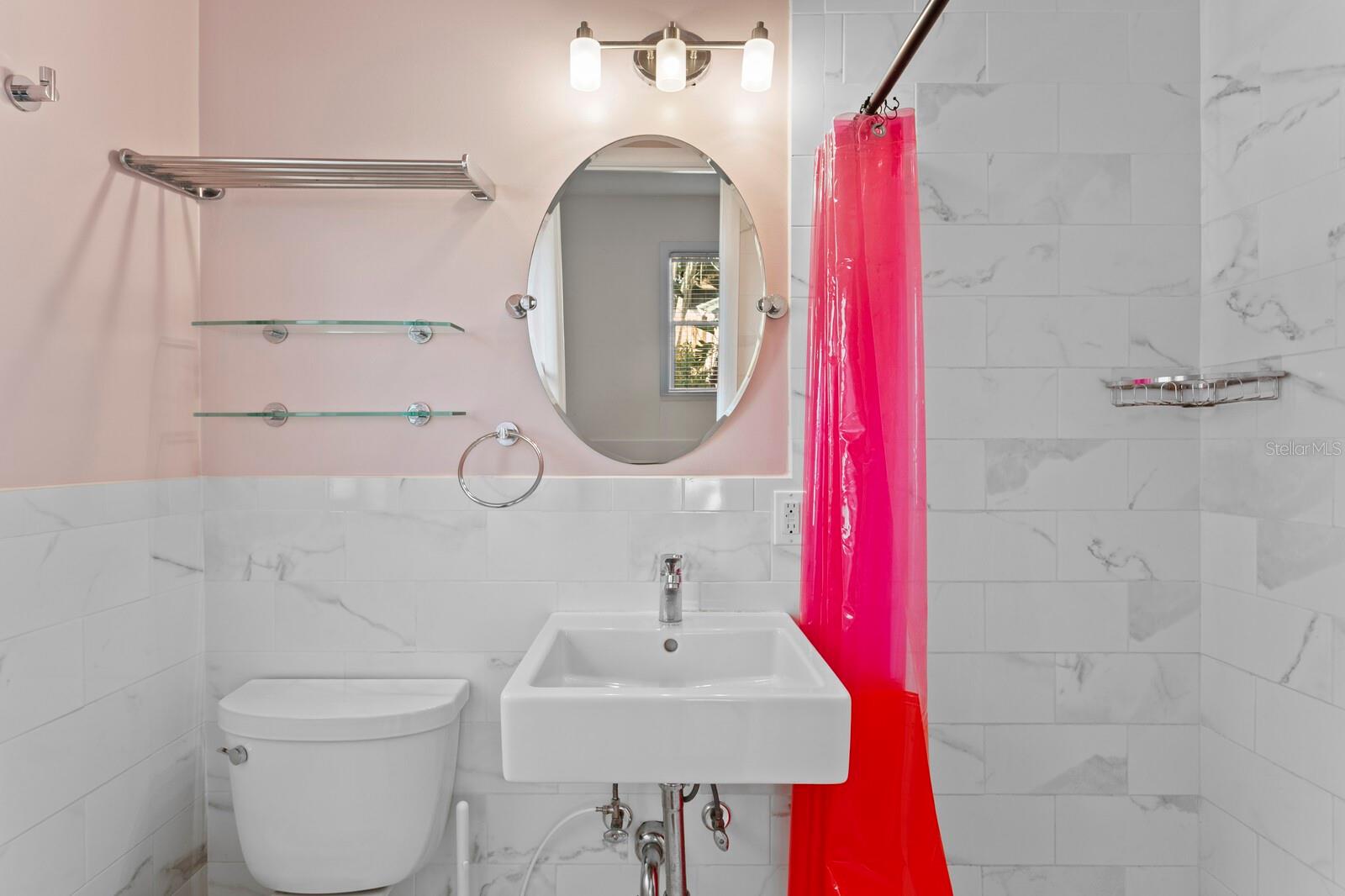 Image 18 of 41 For 1645 15th Street N