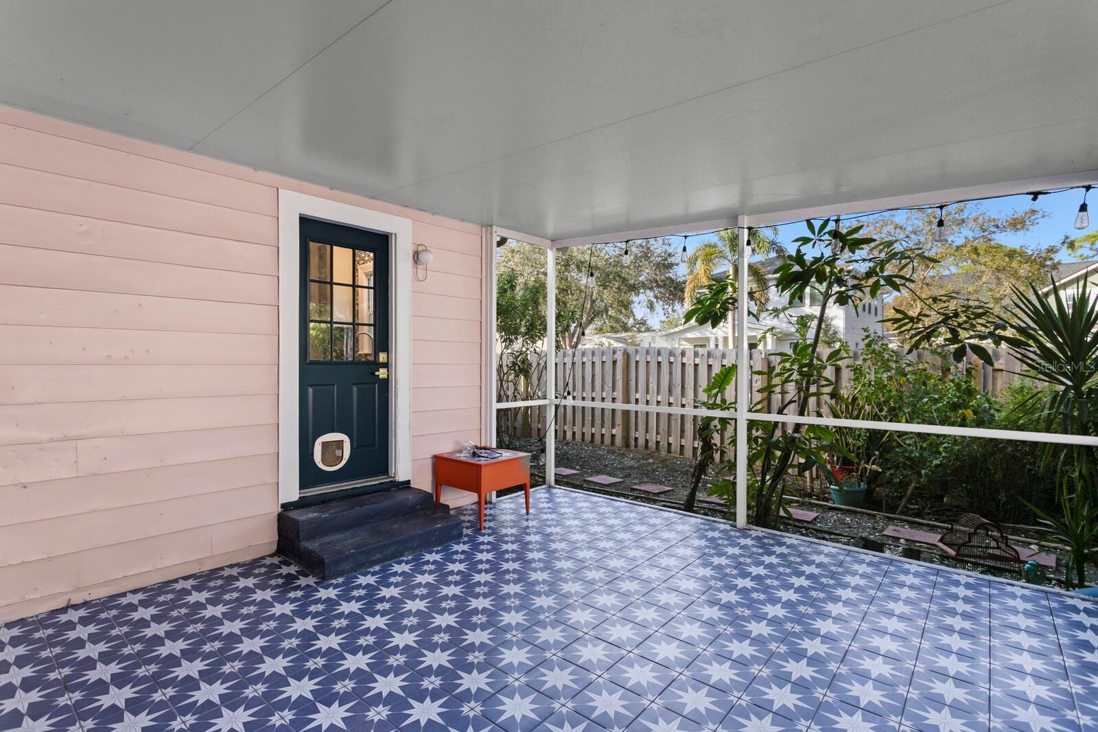 Image 28 of 41 For 1645 15th Street N