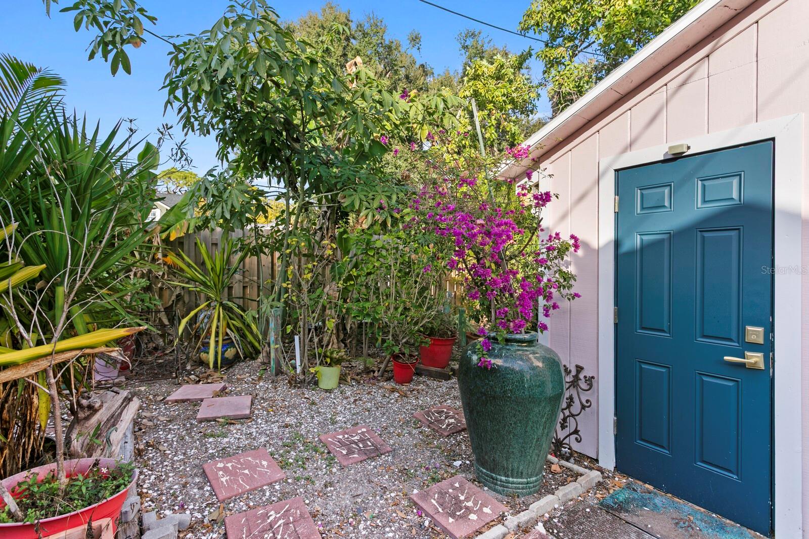 Image 33 of 41 For 1645 15th Street N