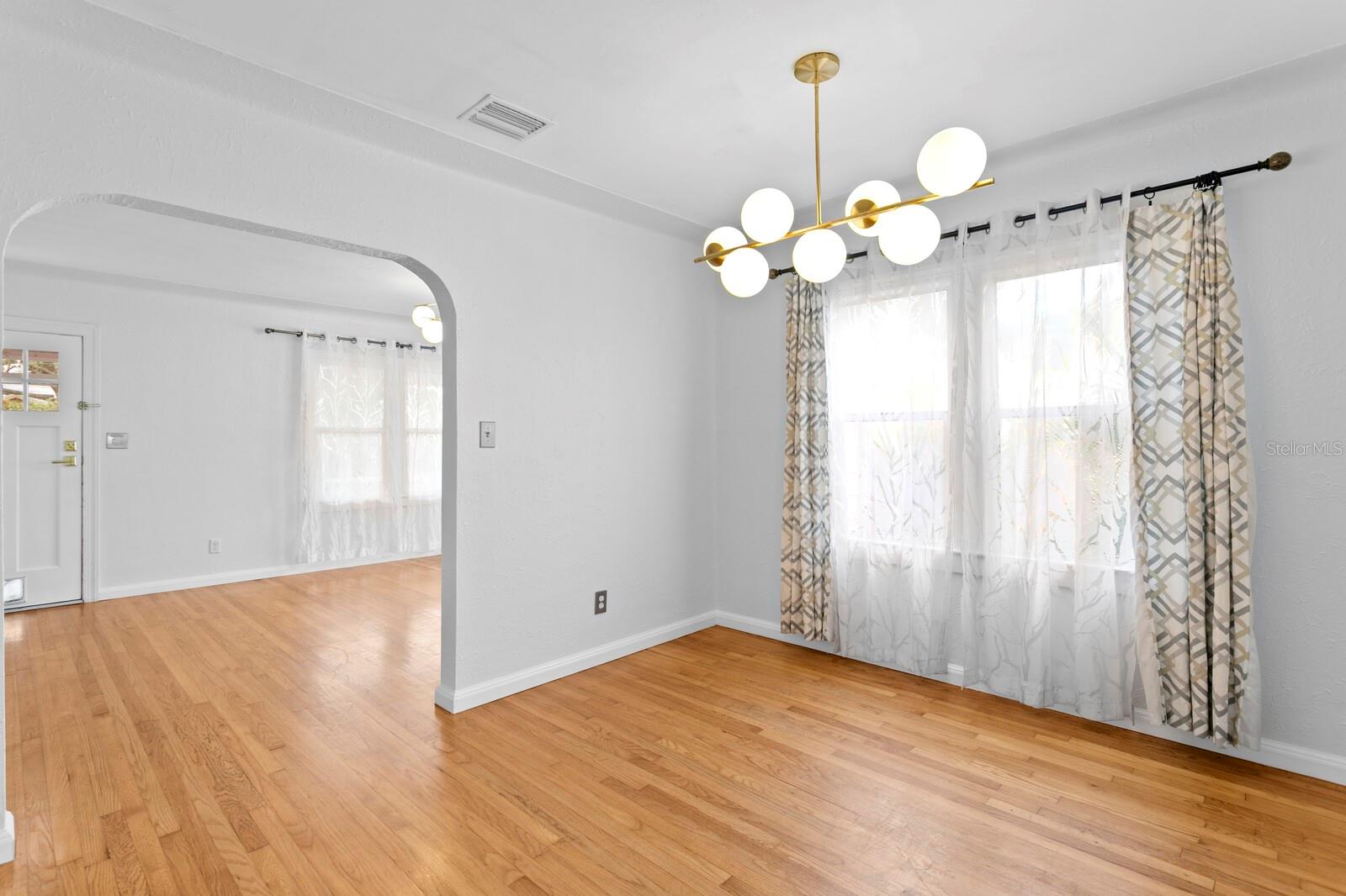 Image 9 of 41 For 1645 15th Street N